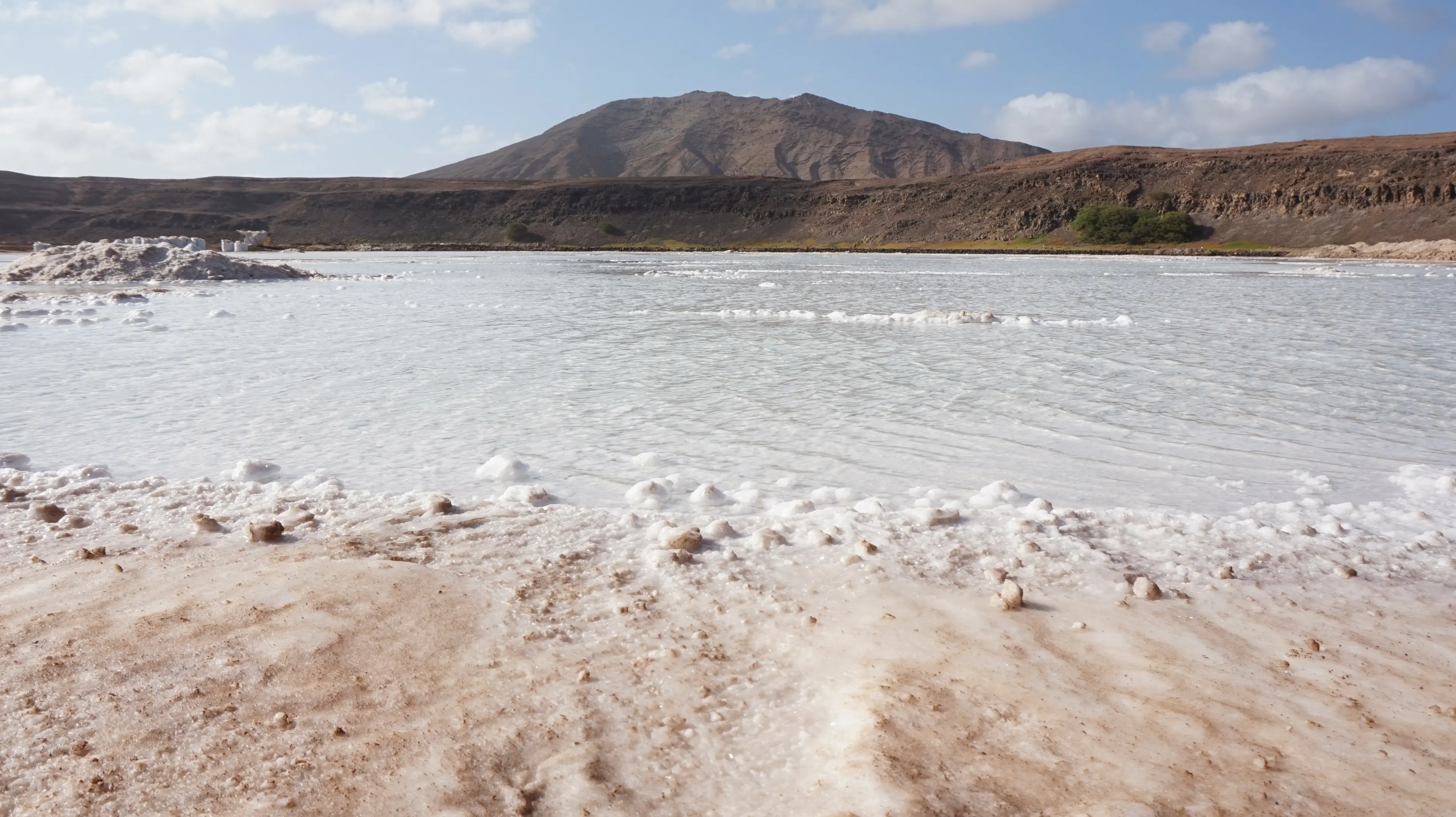 Pedra de Lume salt mines