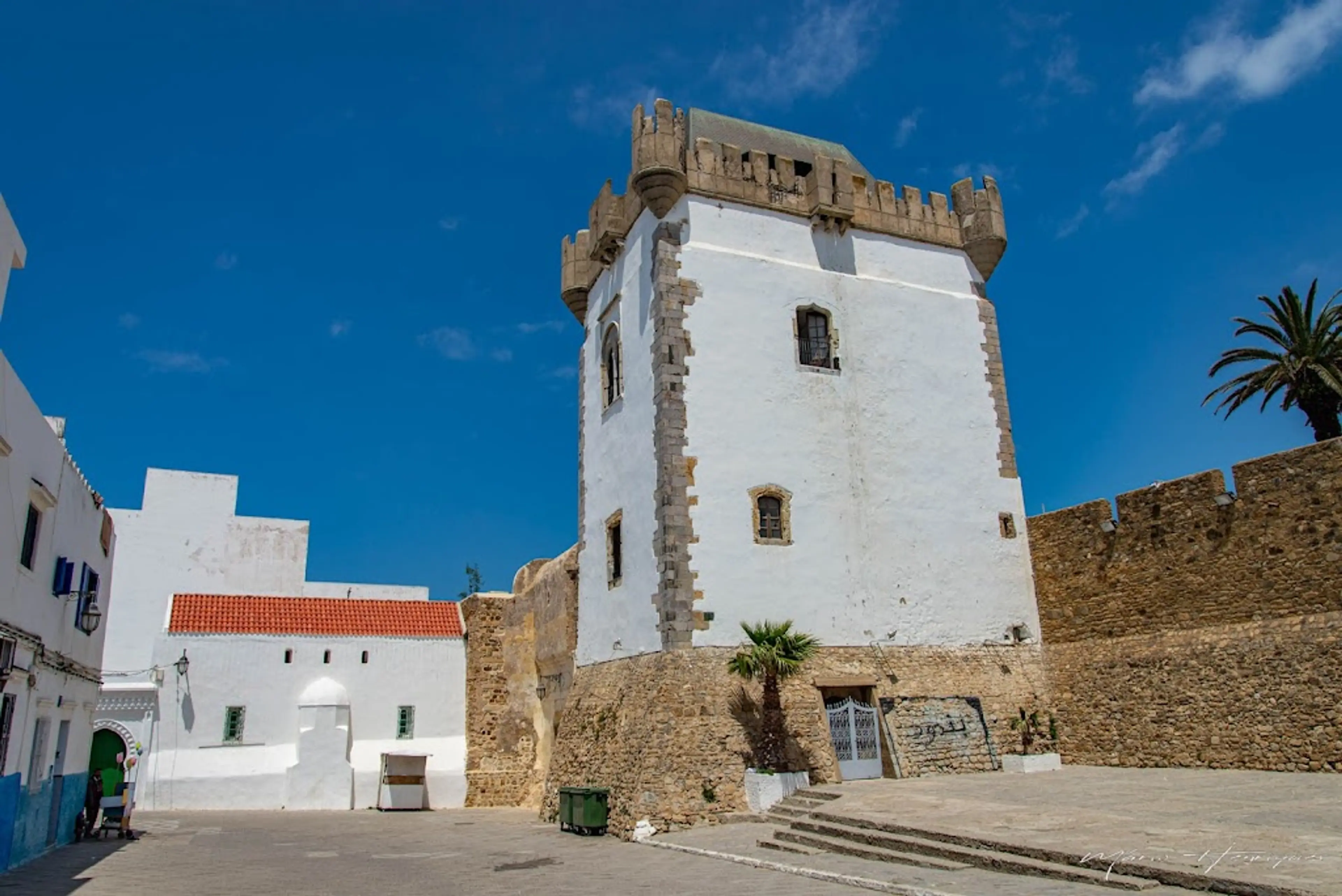 El-Hamra Tower