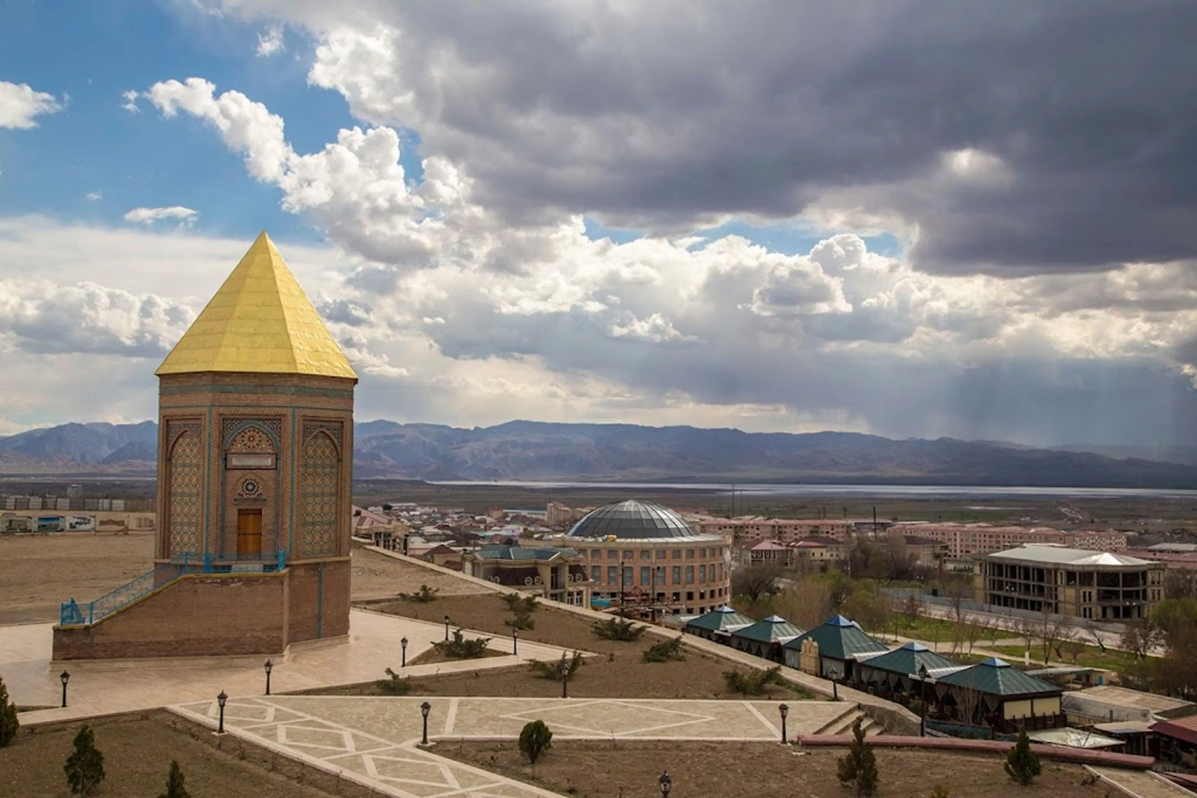 Nakhchivan Boulevard