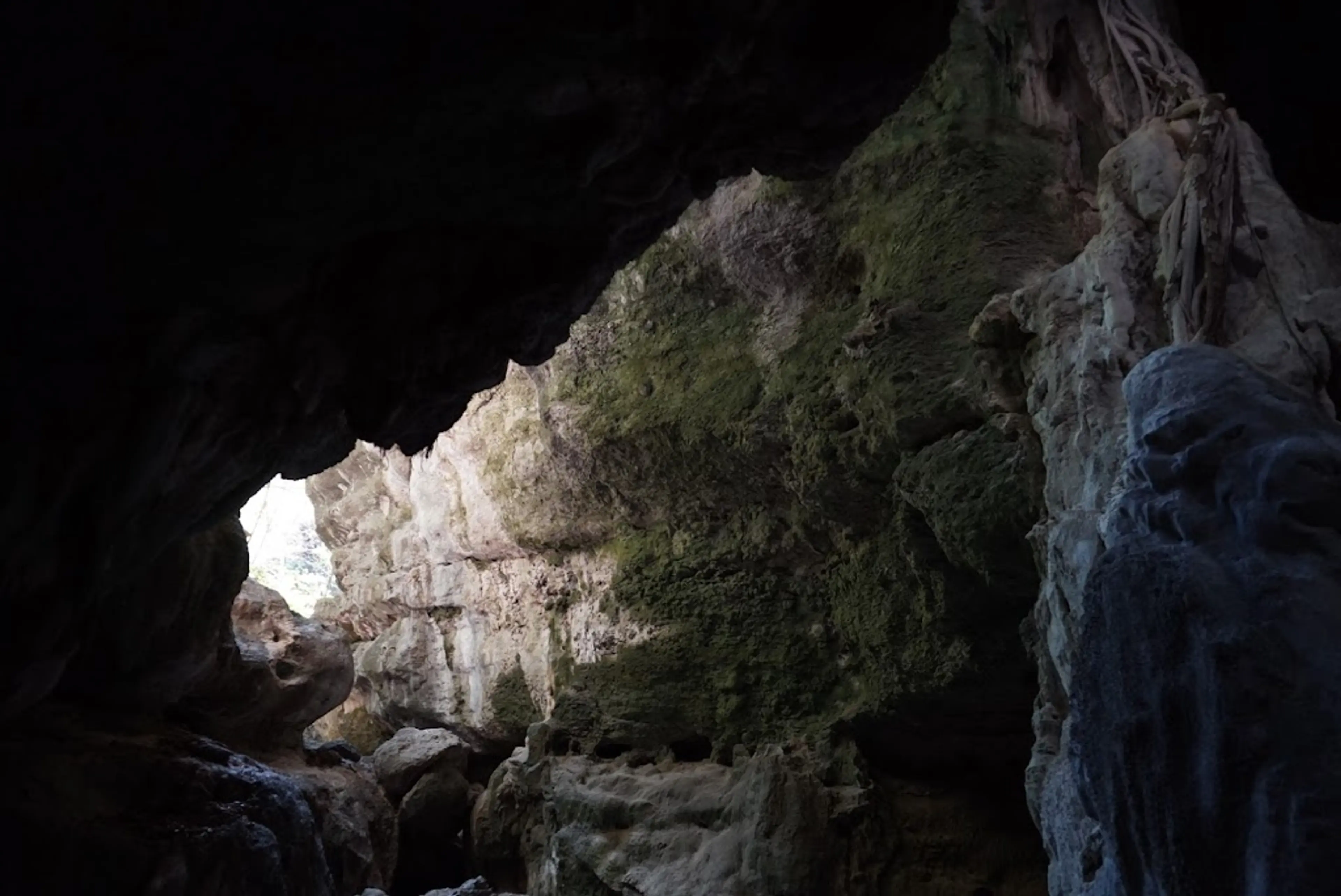 Batu Cermin Cave