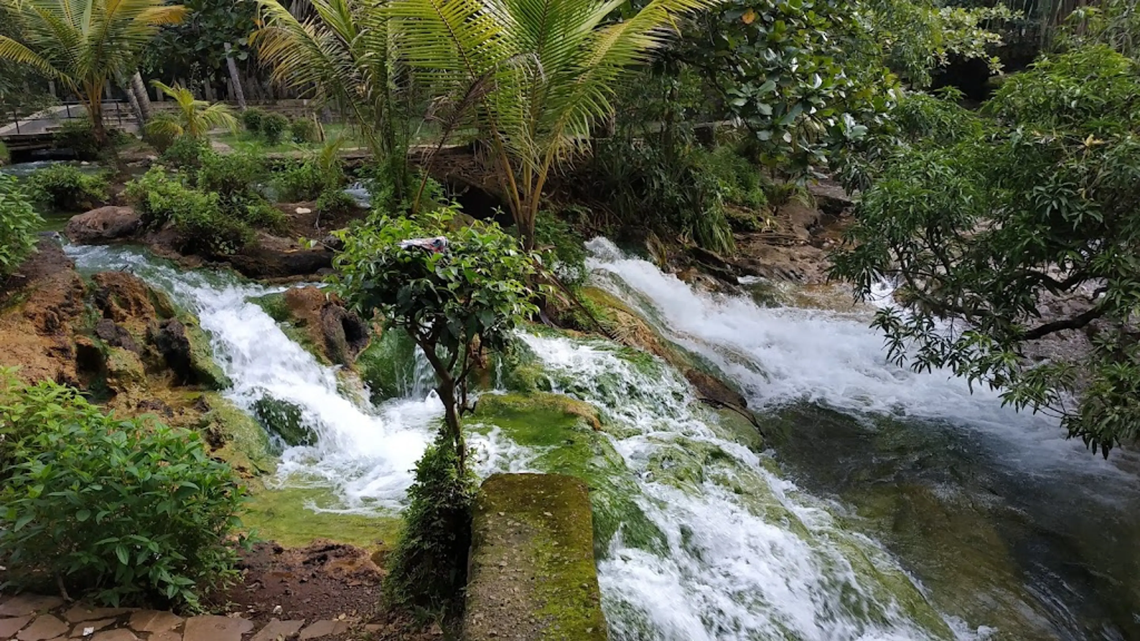 Soa hot springs