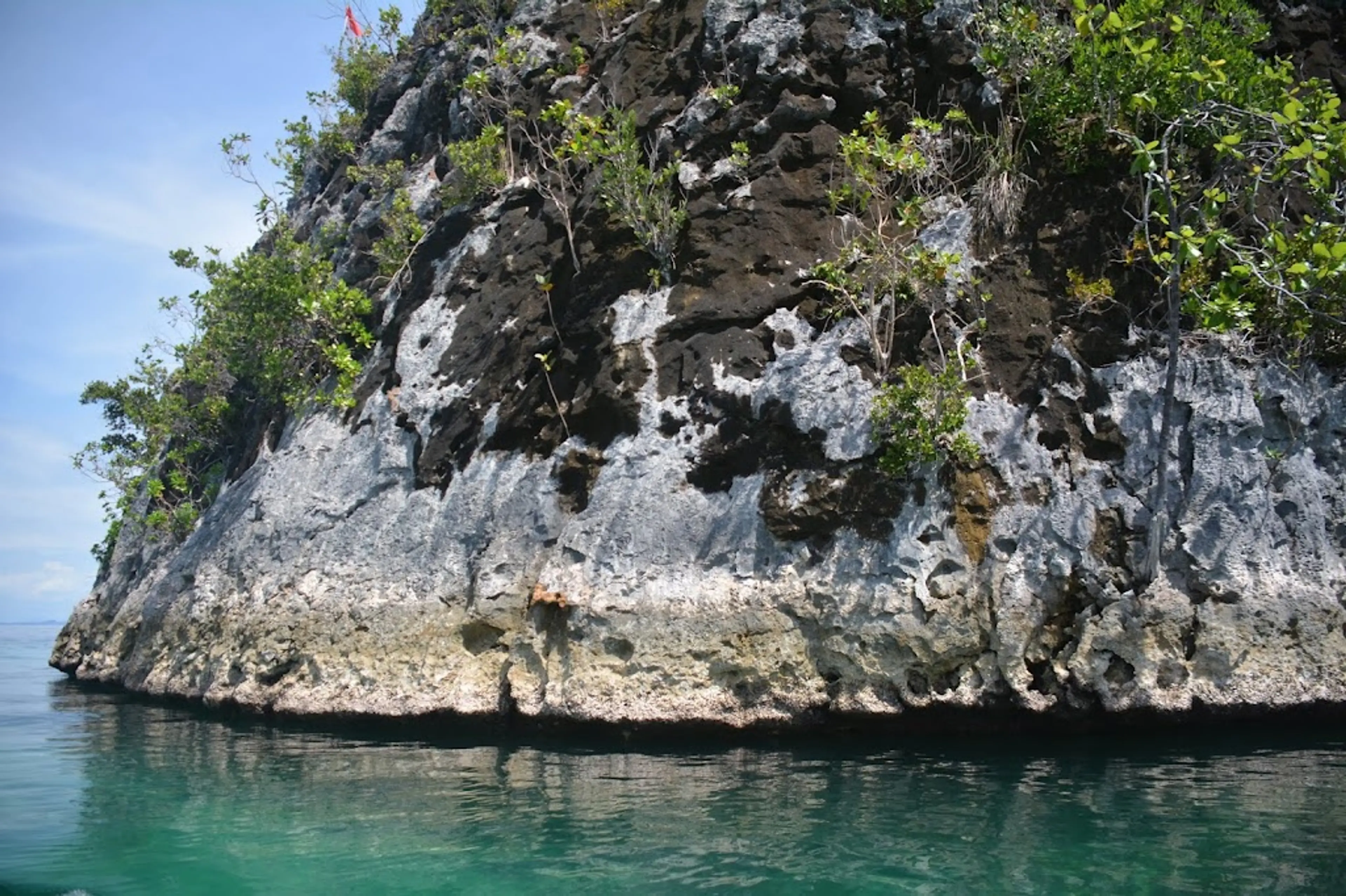 Exploring hidden caves