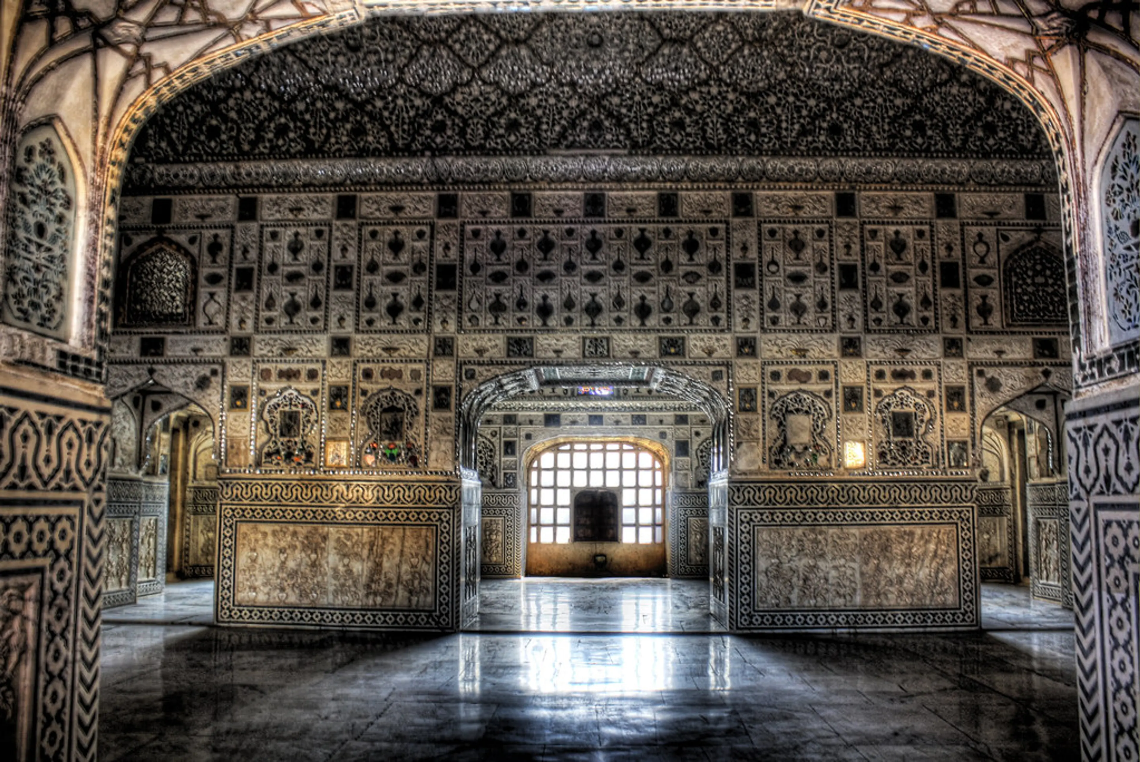 Sheesh Mahal