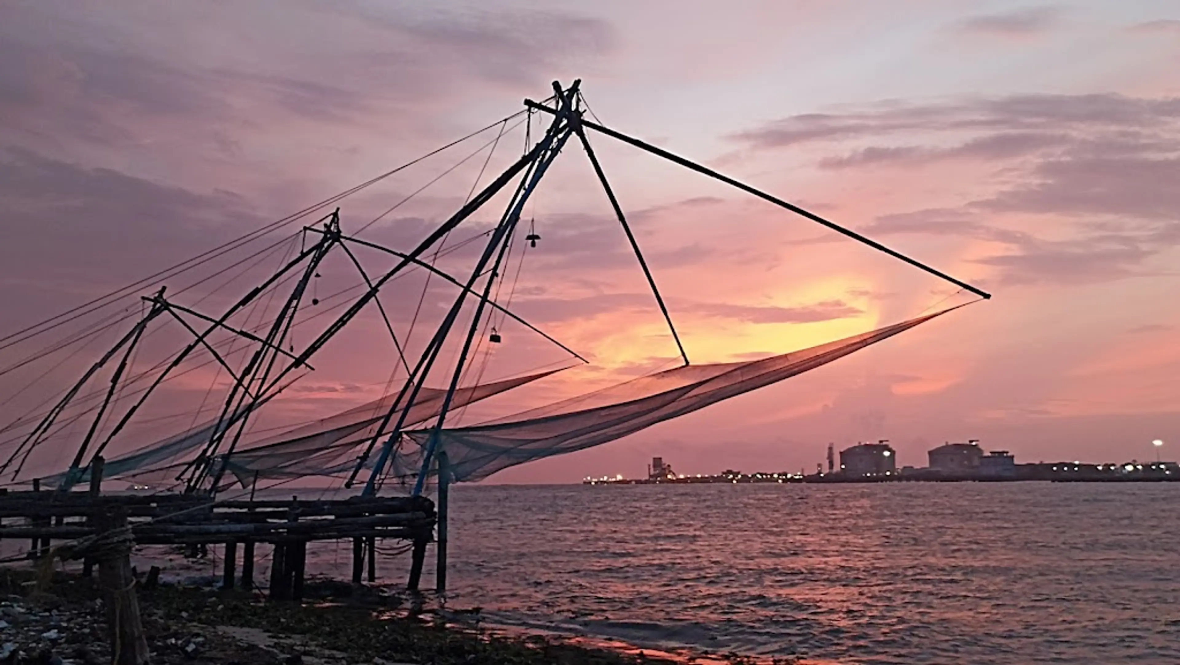 Chinese fishing nets