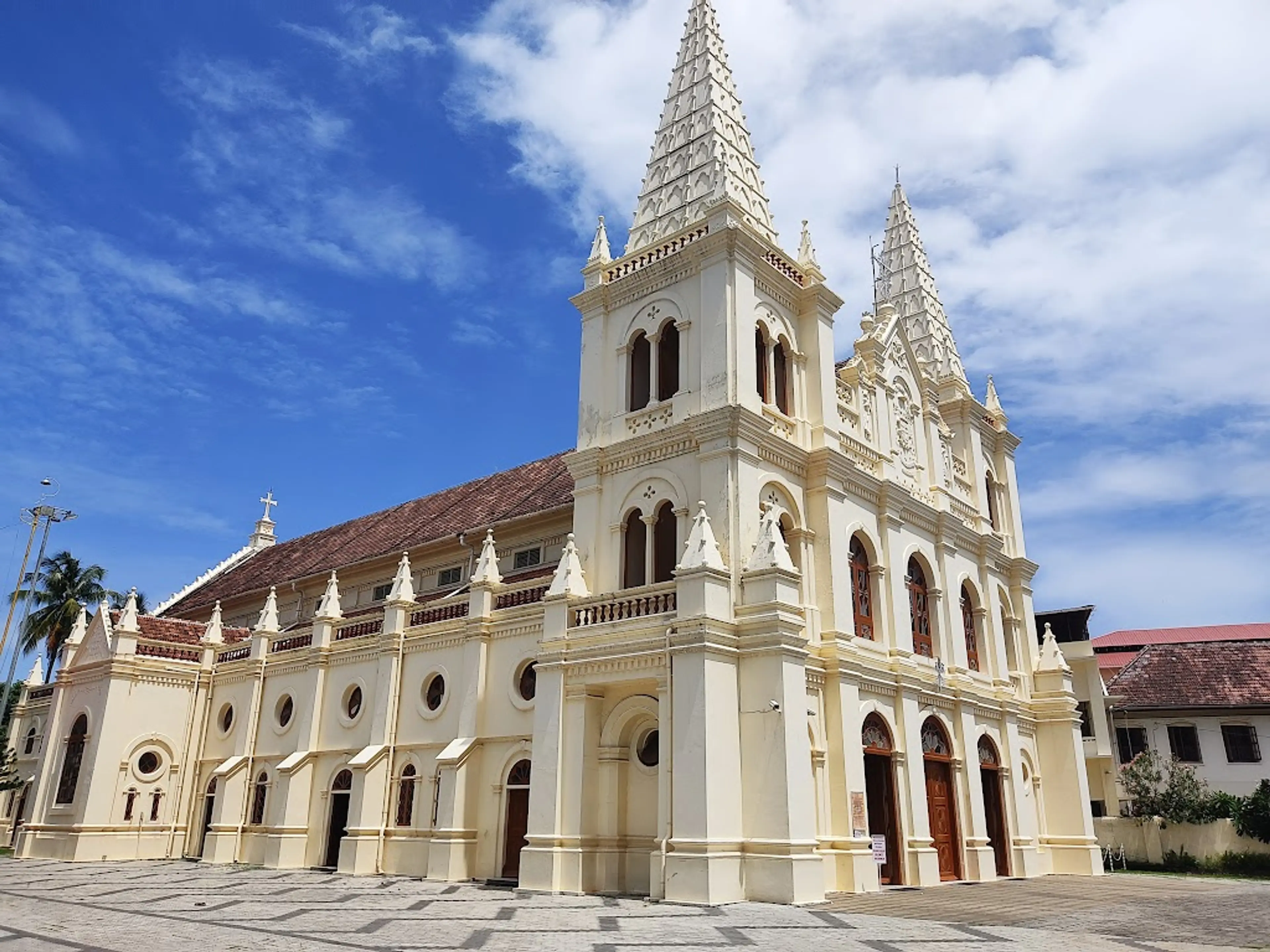 Santa Cruz Cathedral Basilica