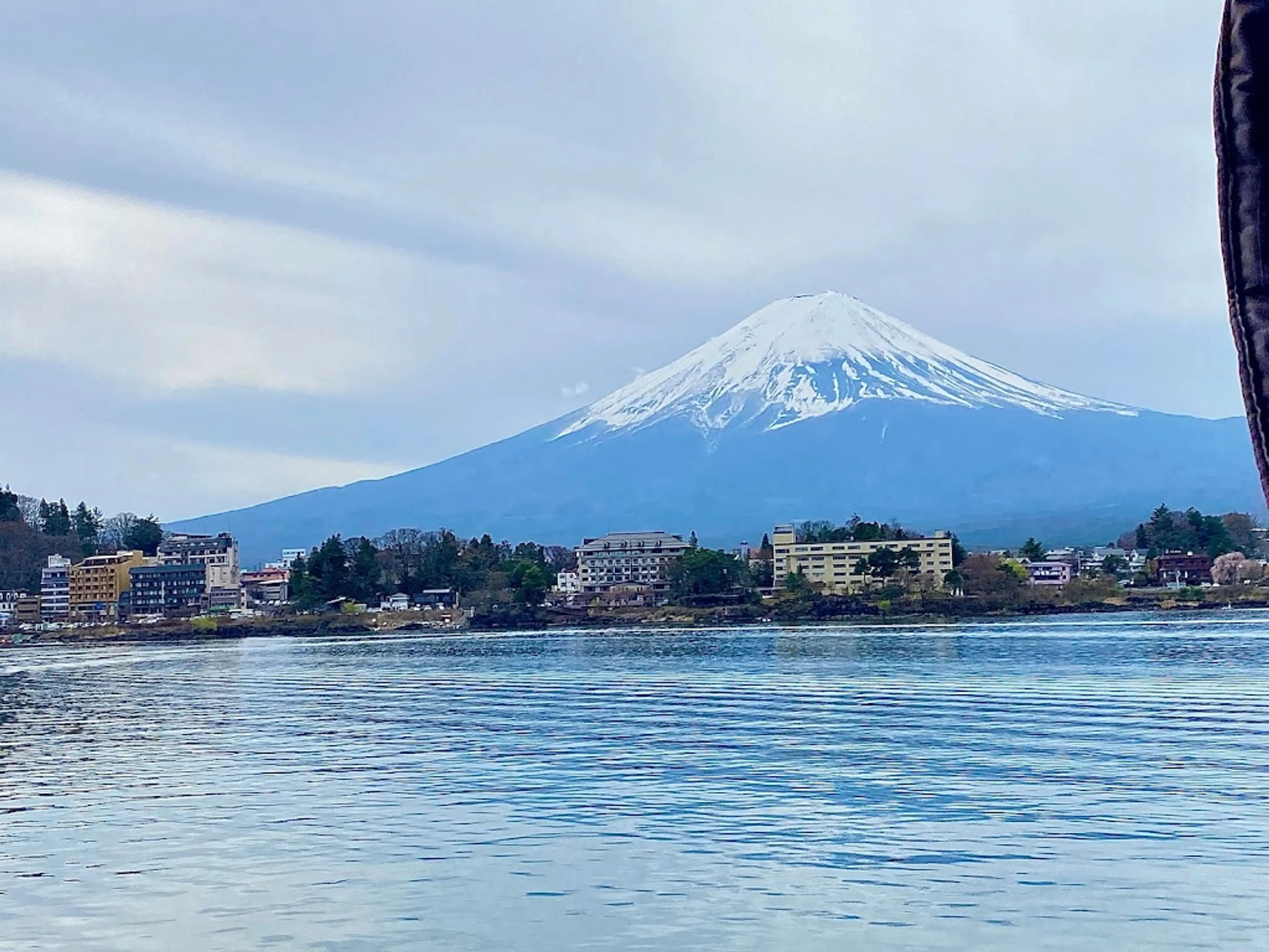 Cruise on Lake Kawaguchi
