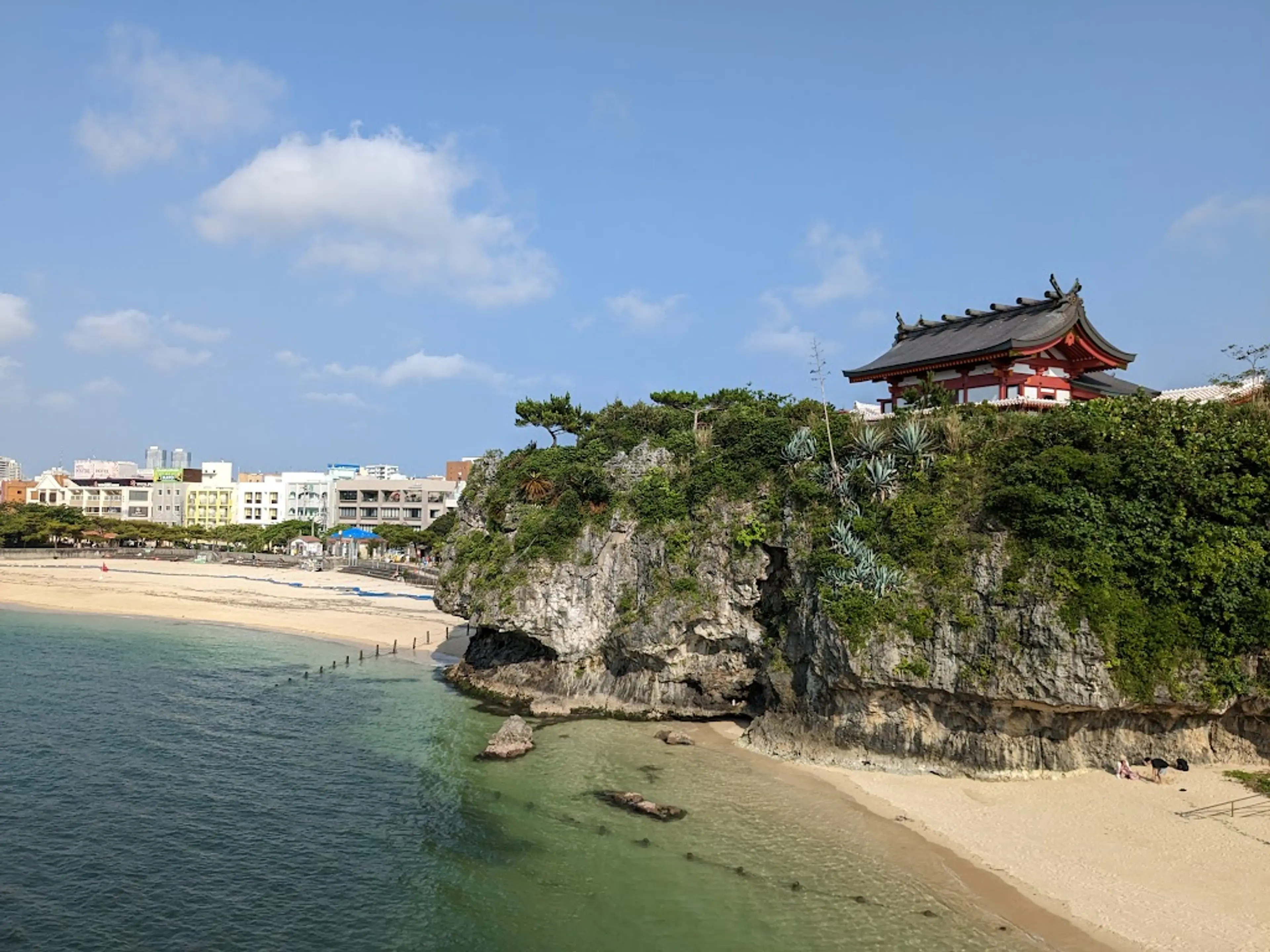 Naminoue Beach