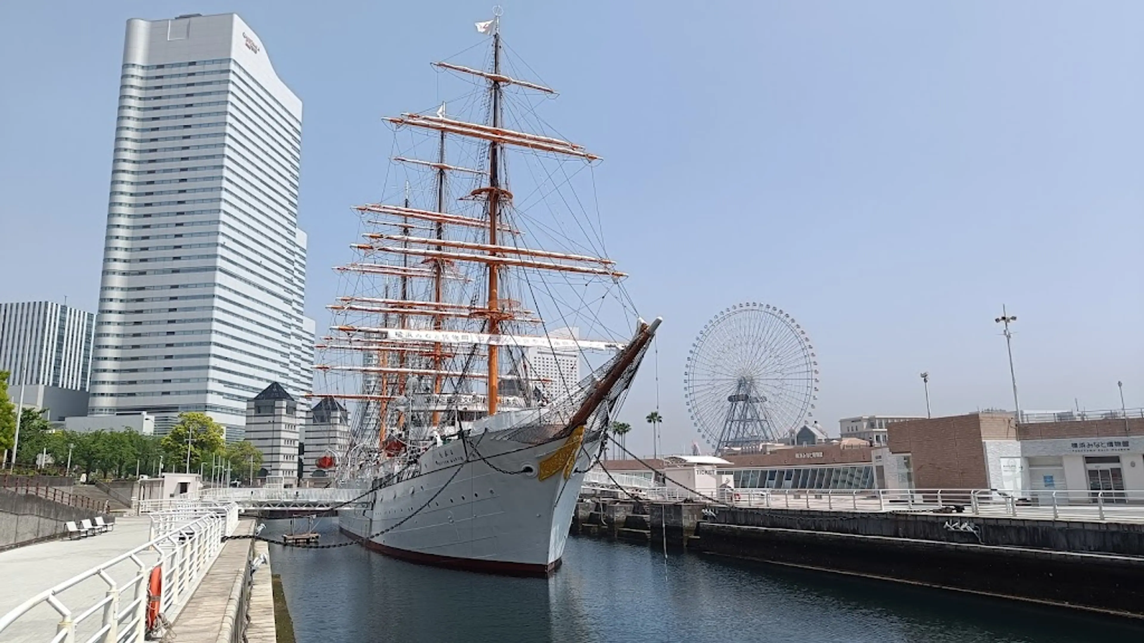 Yokohama Port Museum and Nippon Maru