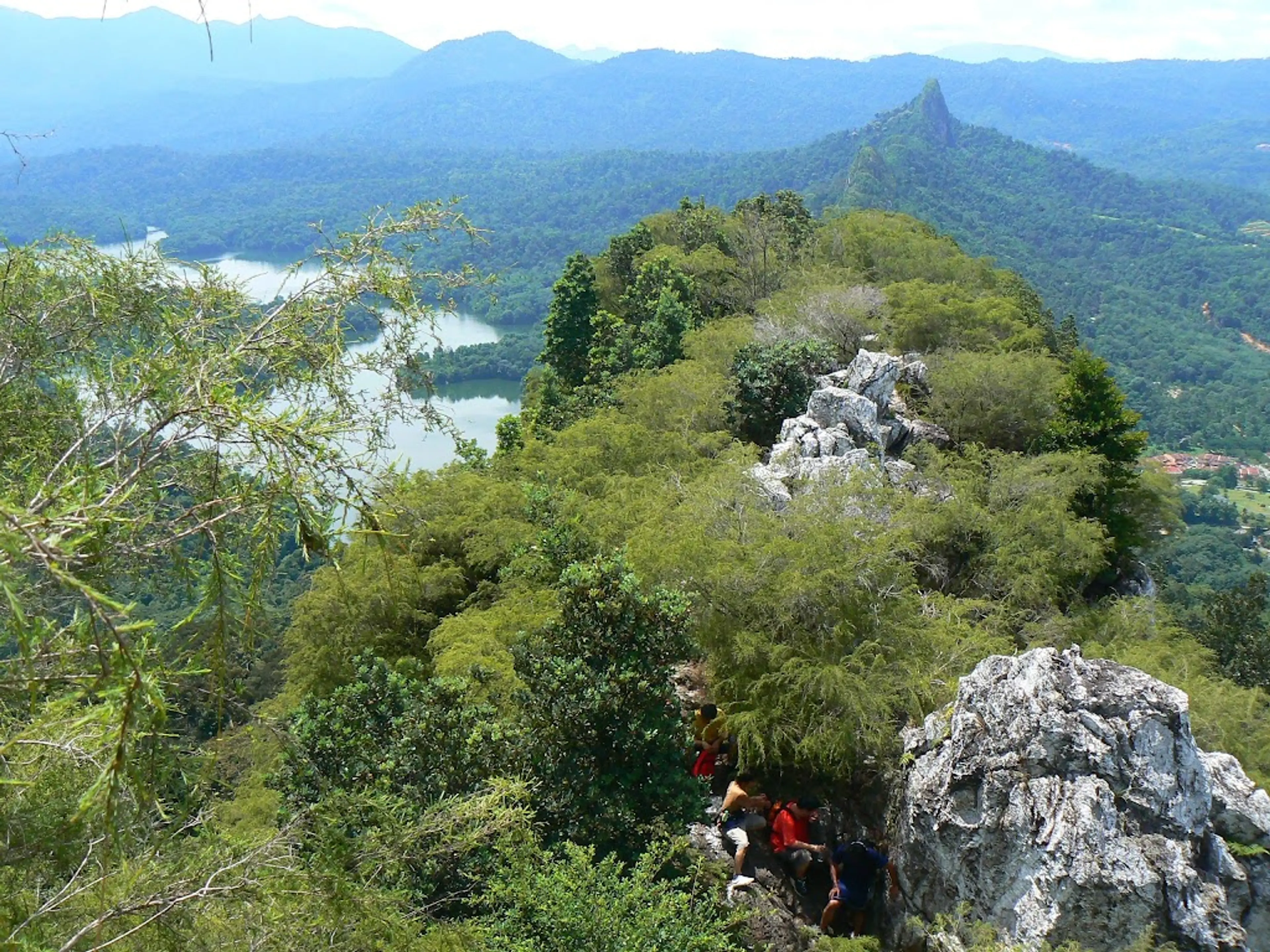 Bukit Tabur