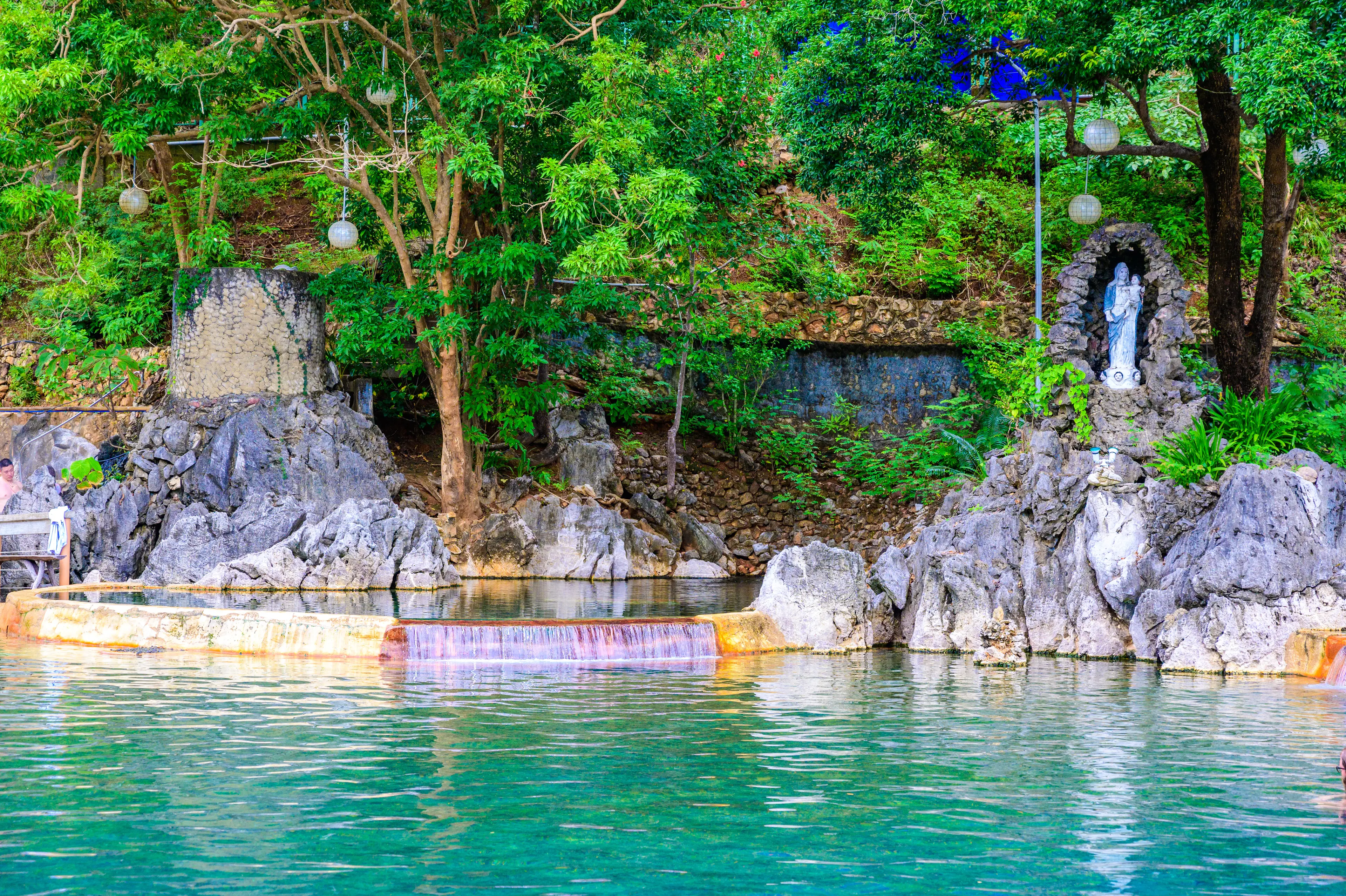 Maquinit Hot Springs