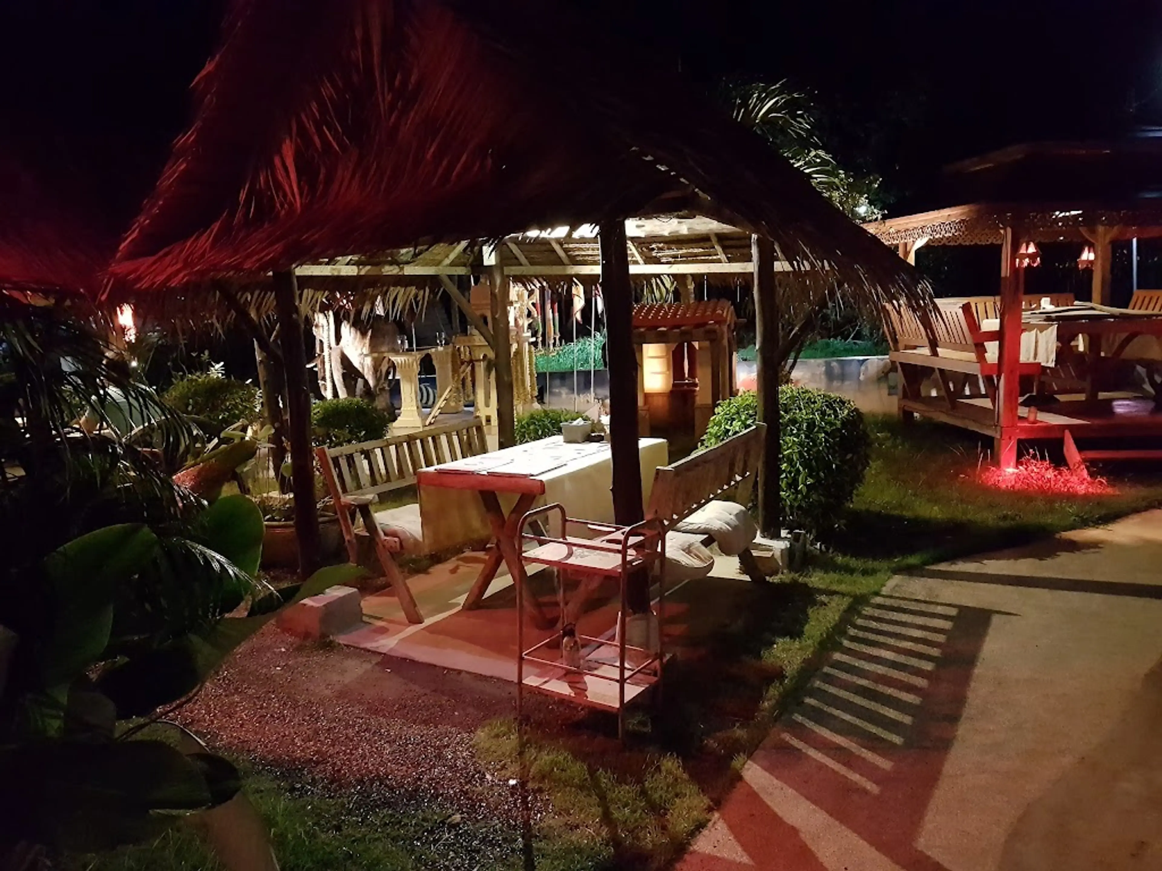 Beachfront restaurant in Lamai