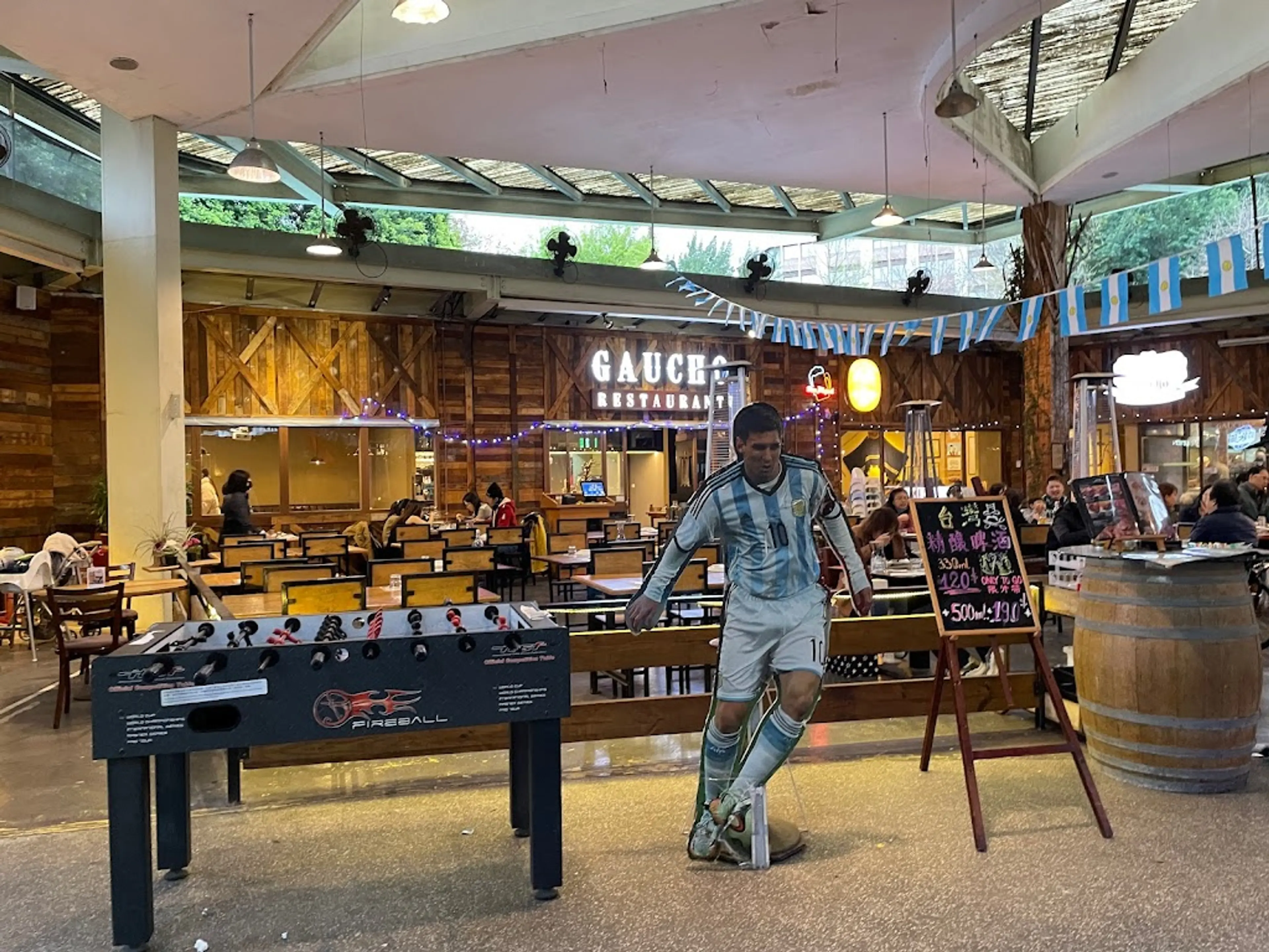 Food Court