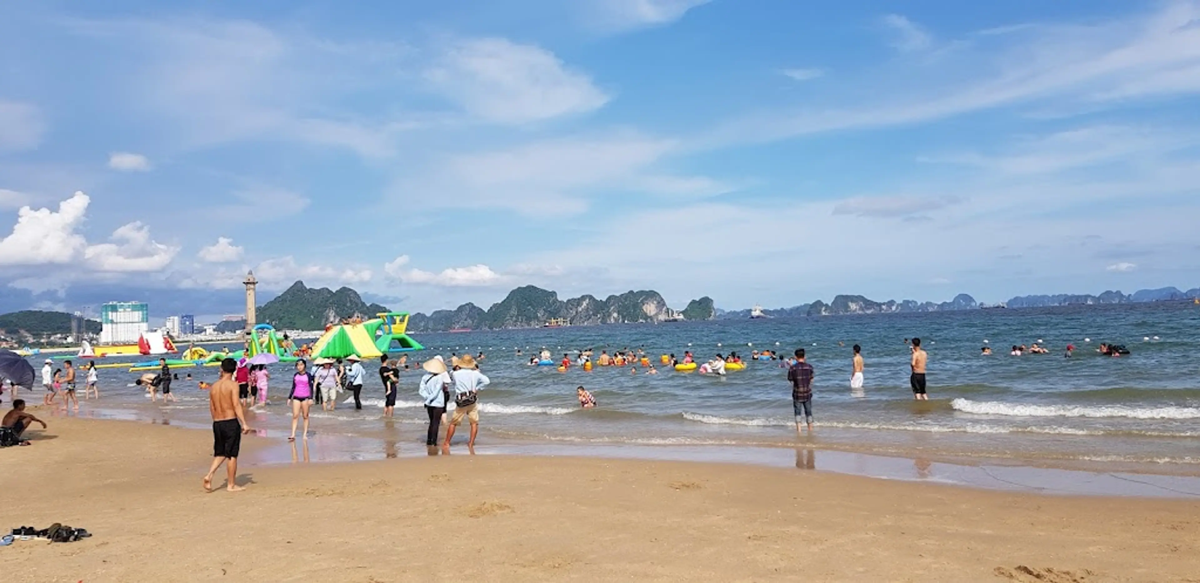 Bai Chay Beach
