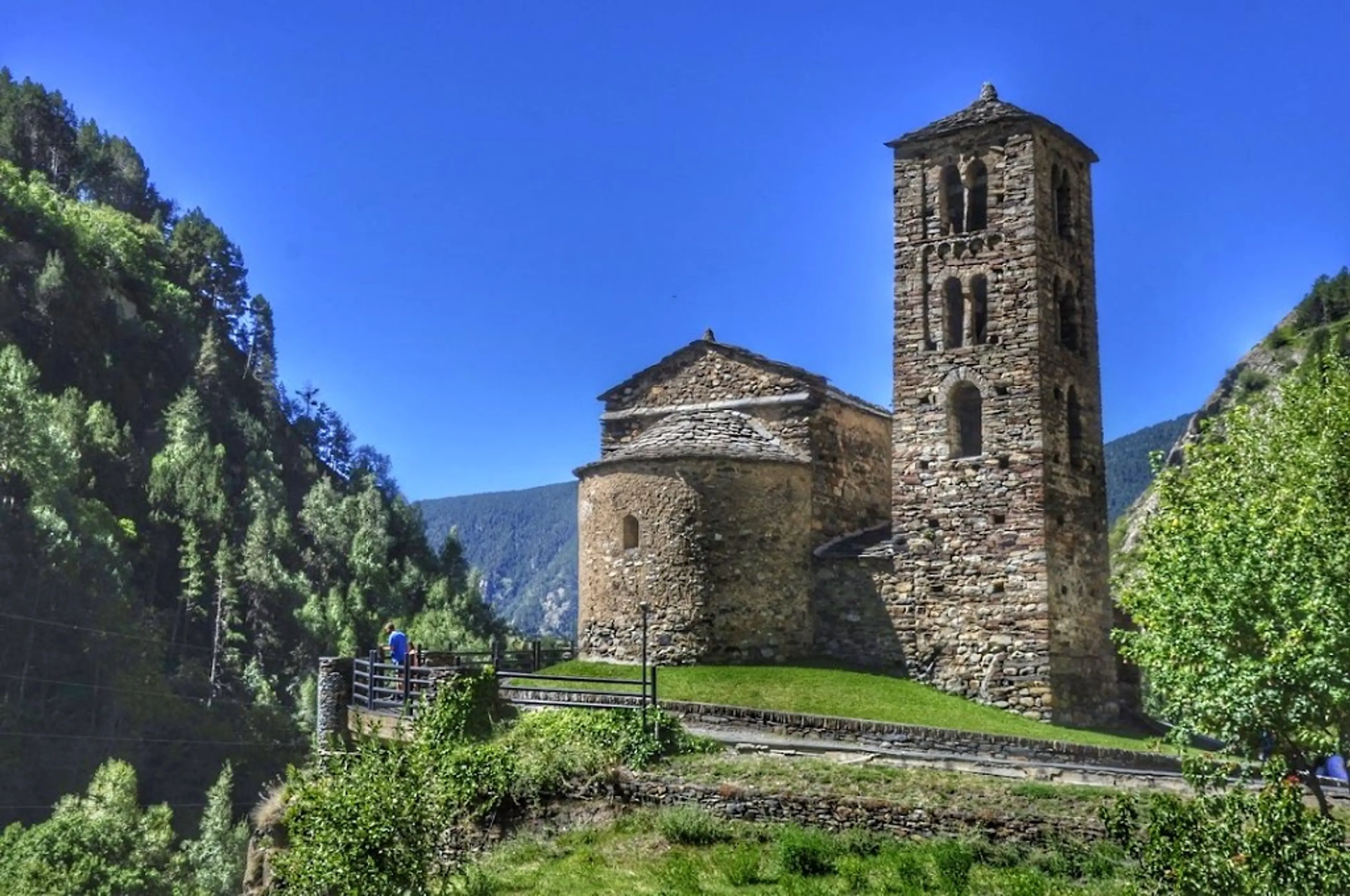 Romanesque churches of Sant Joan de Caselles and Santa Coloma