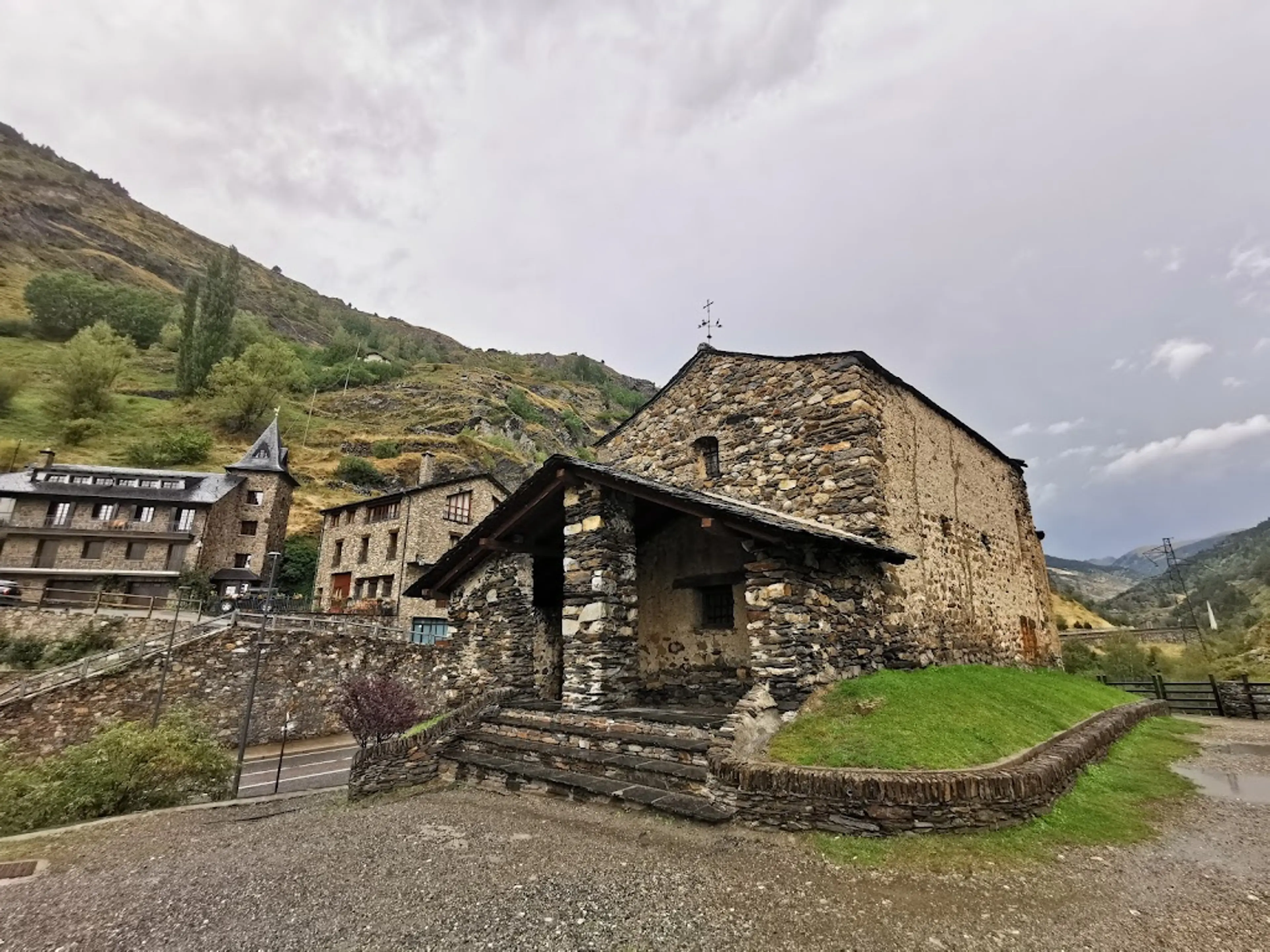 Sant Joan de Caselles