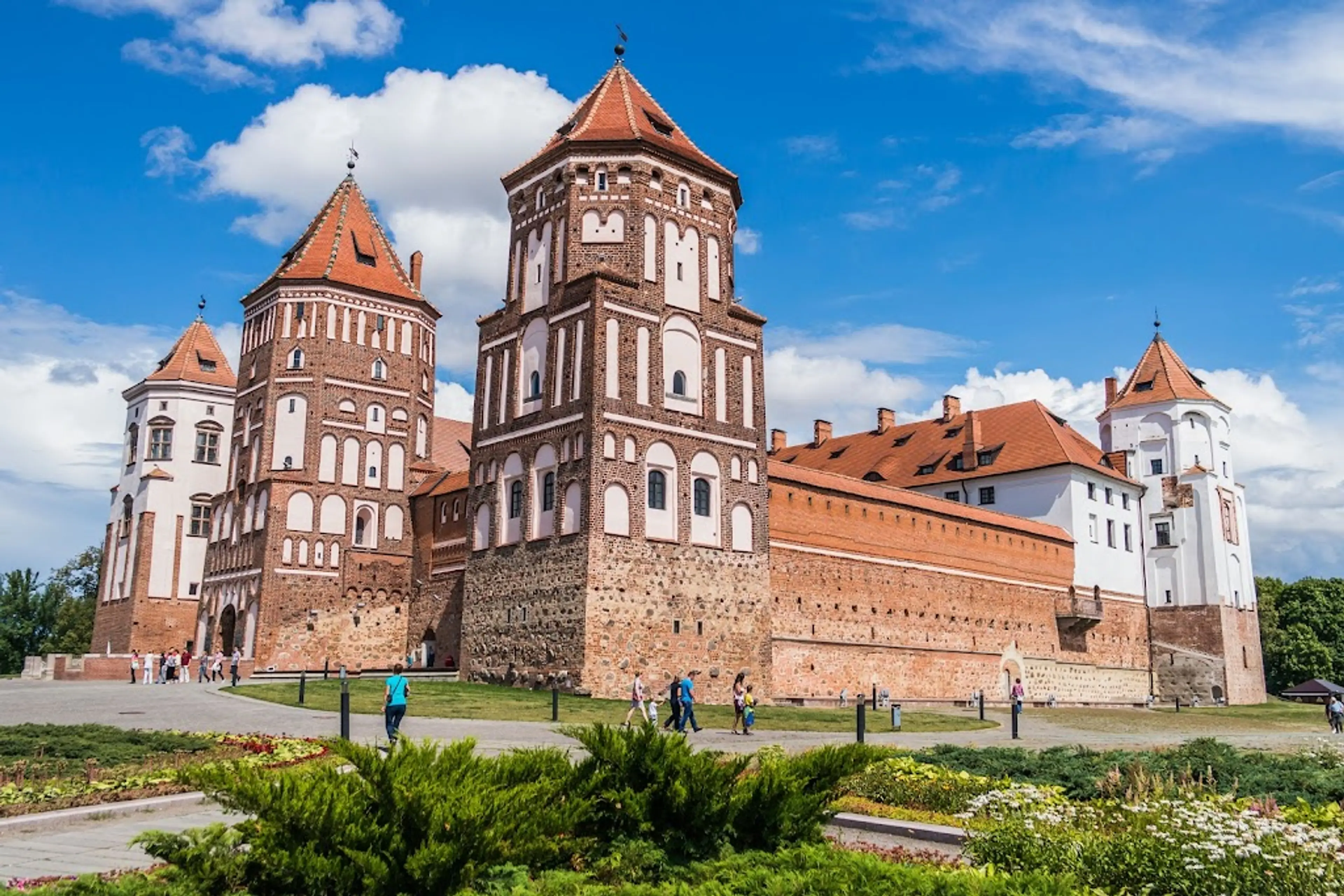 Mir Castle Complex