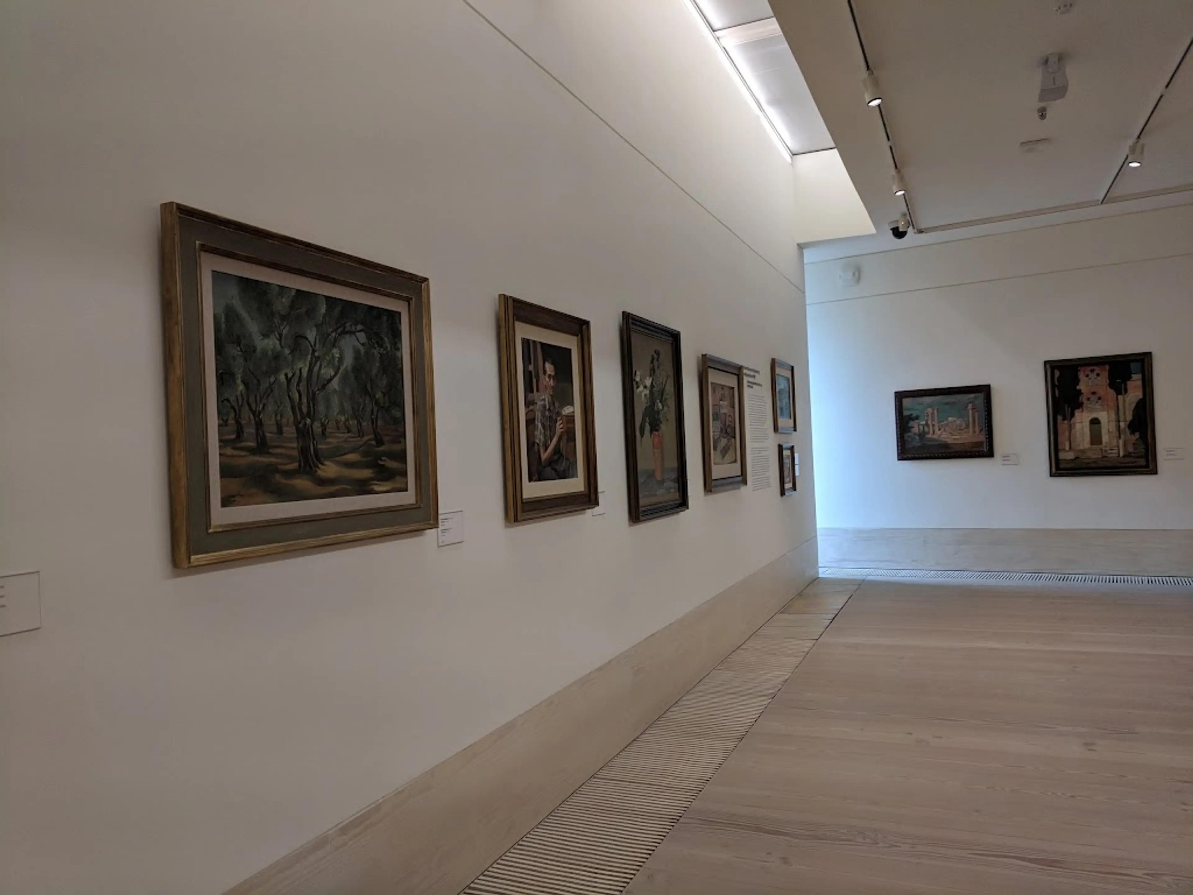 Local museums and art galleries