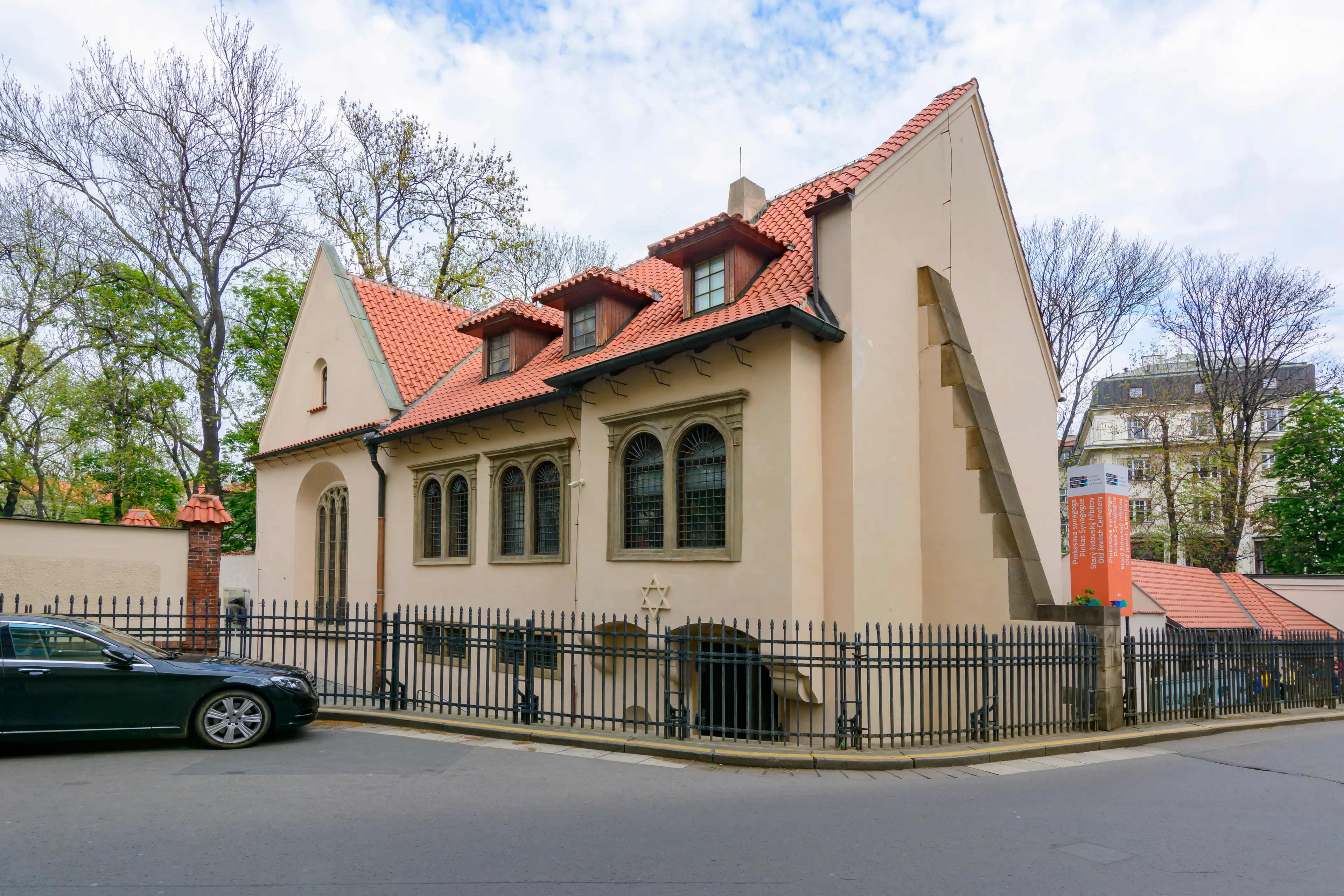 Pinkas Synagogue