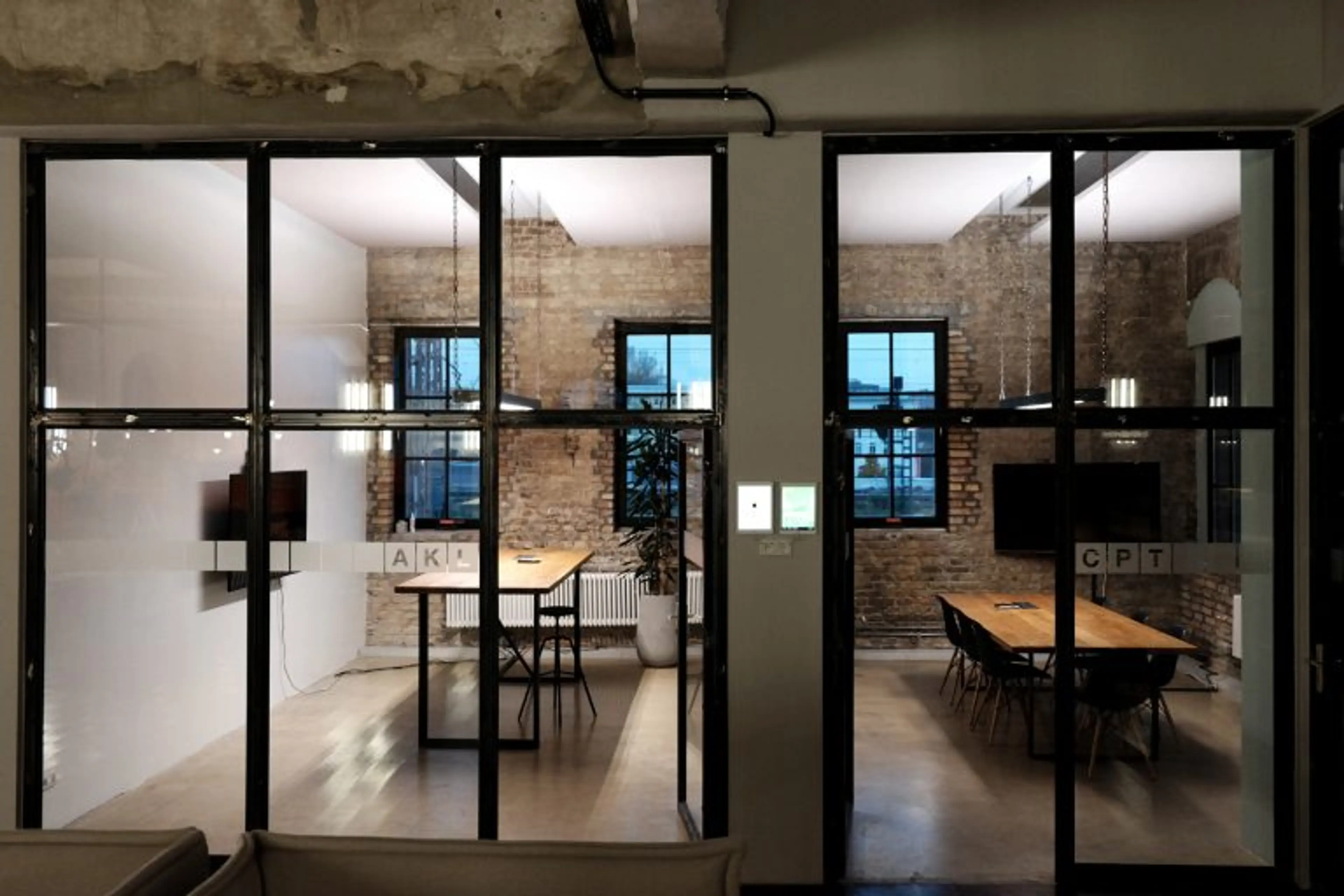 Unique architecture and design shops