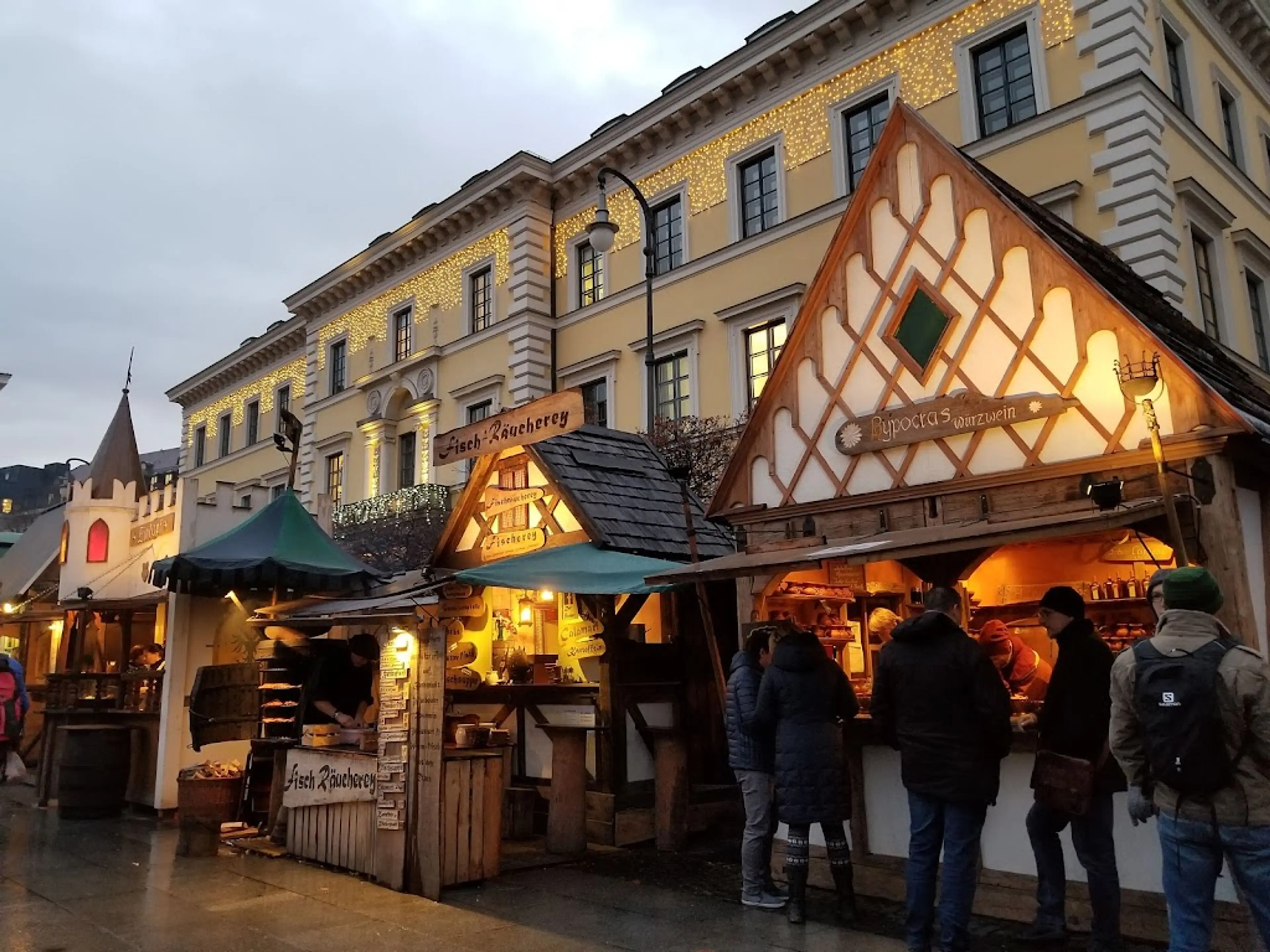 Medieval Christmas Market at Wittelsbacherplatz