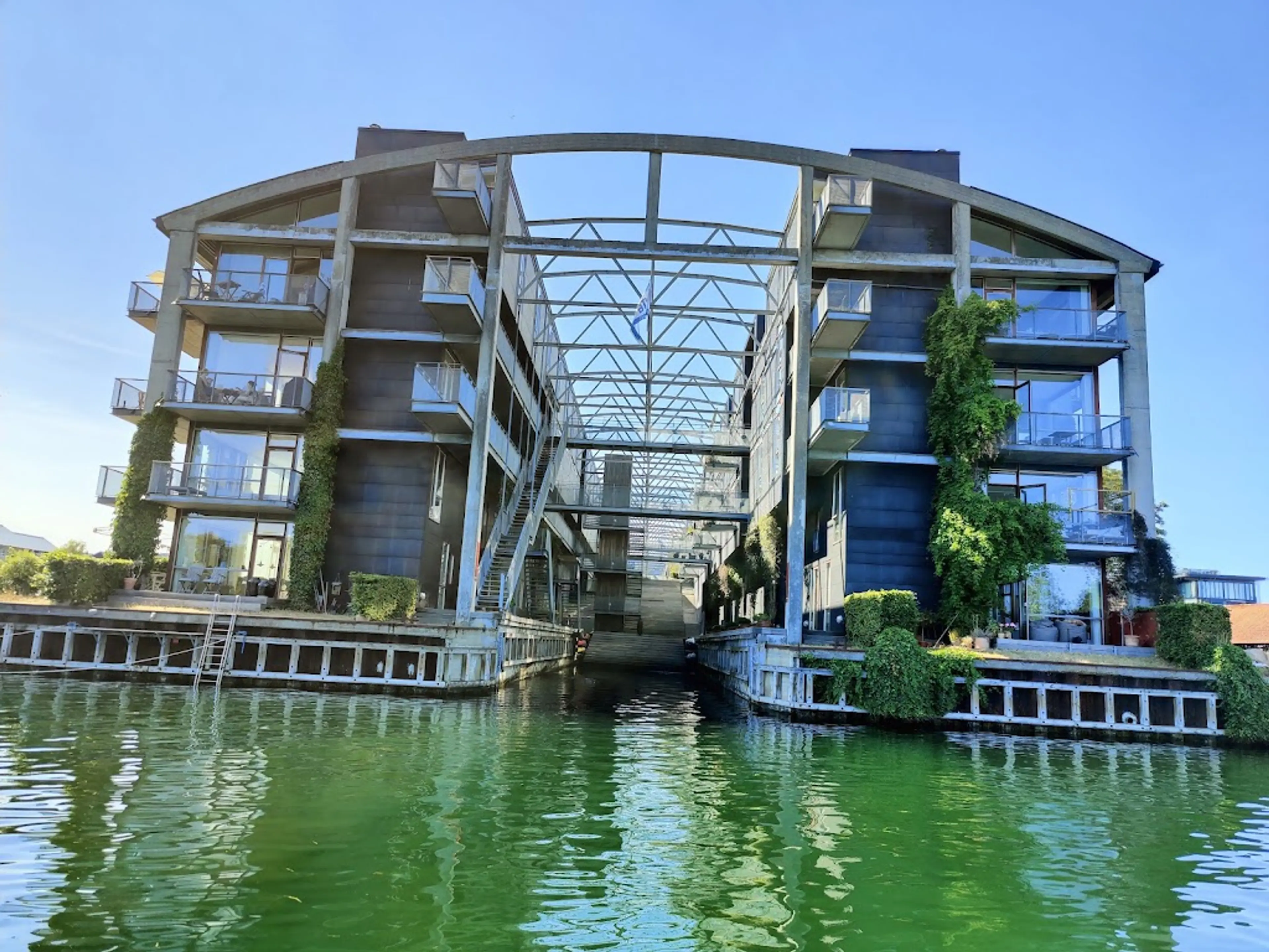 Canal tour