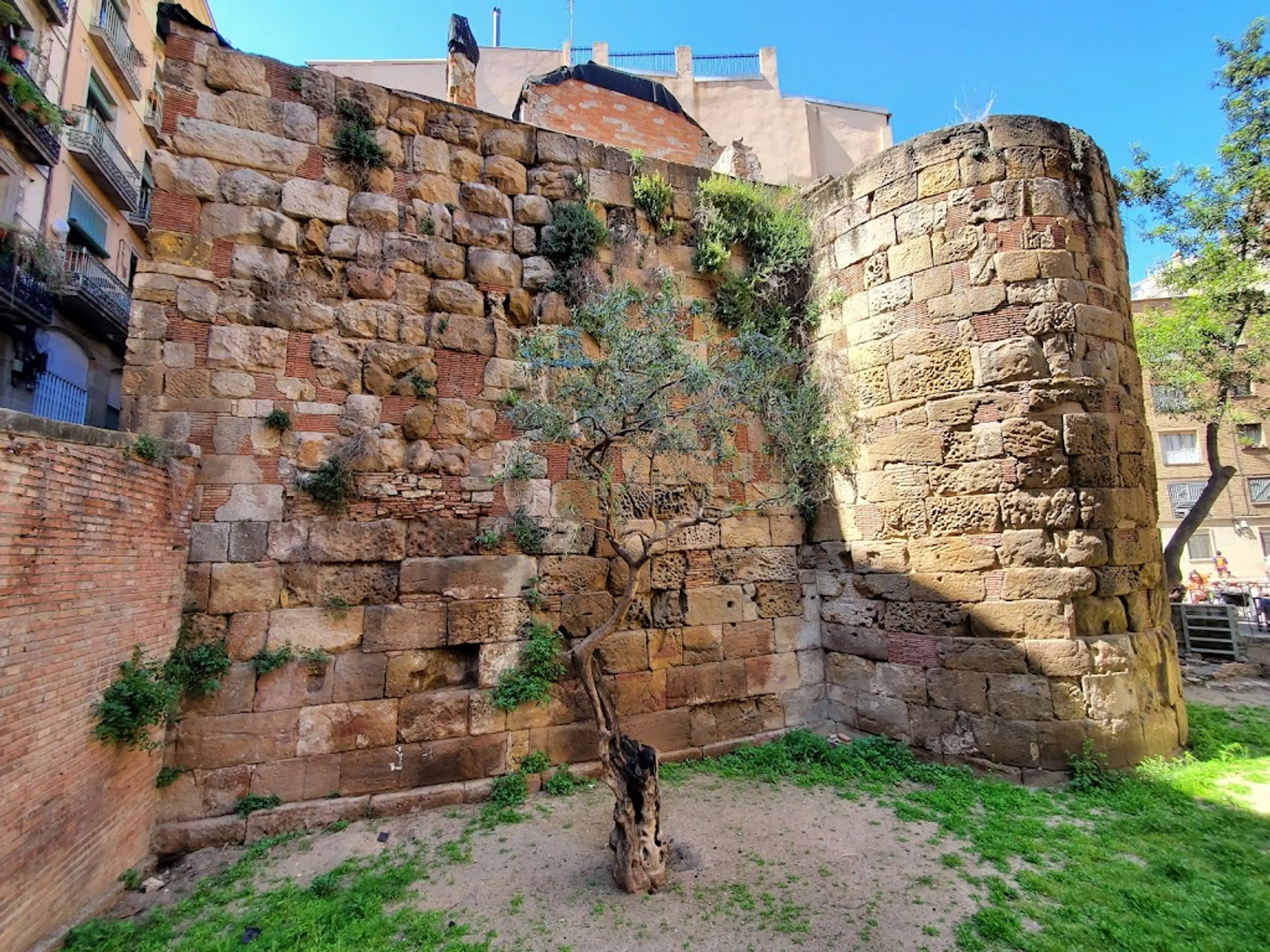 Roman walls