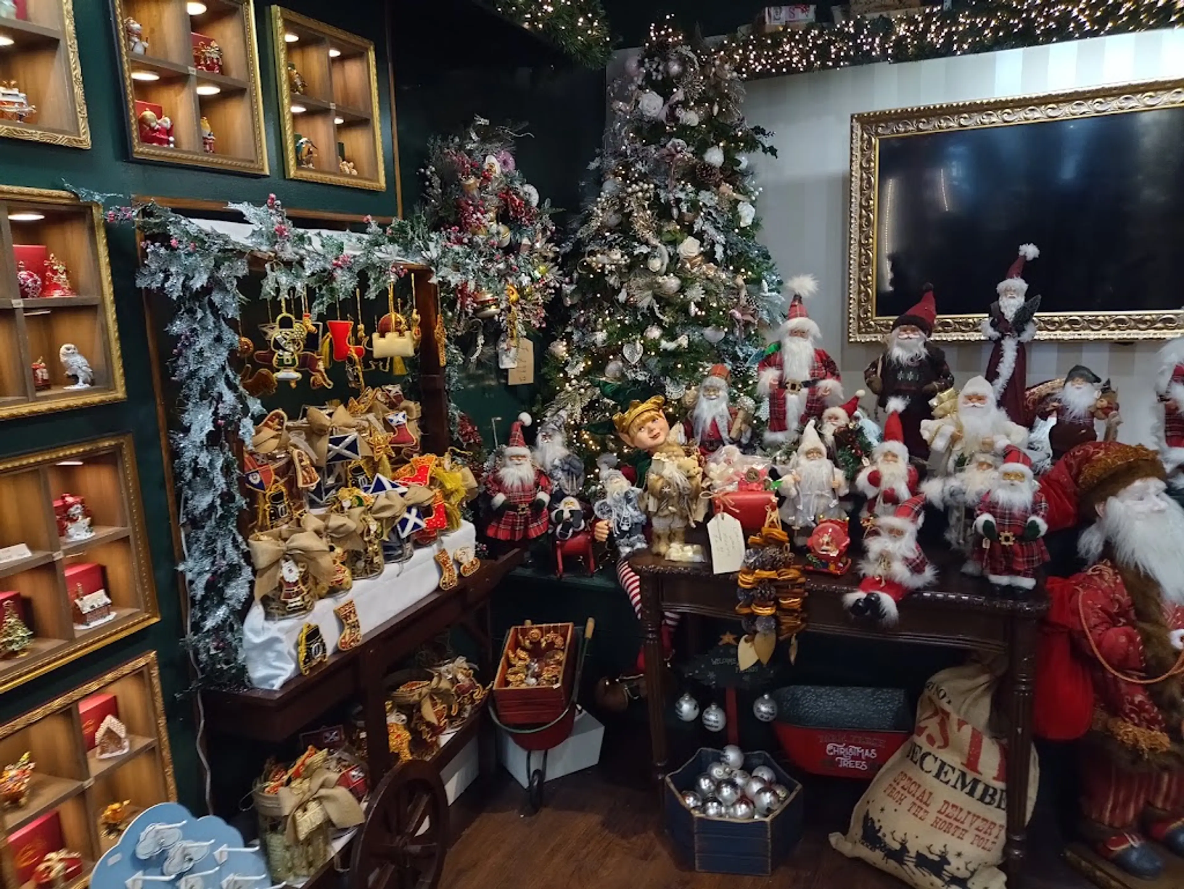 Edinburgh's Christmas Market