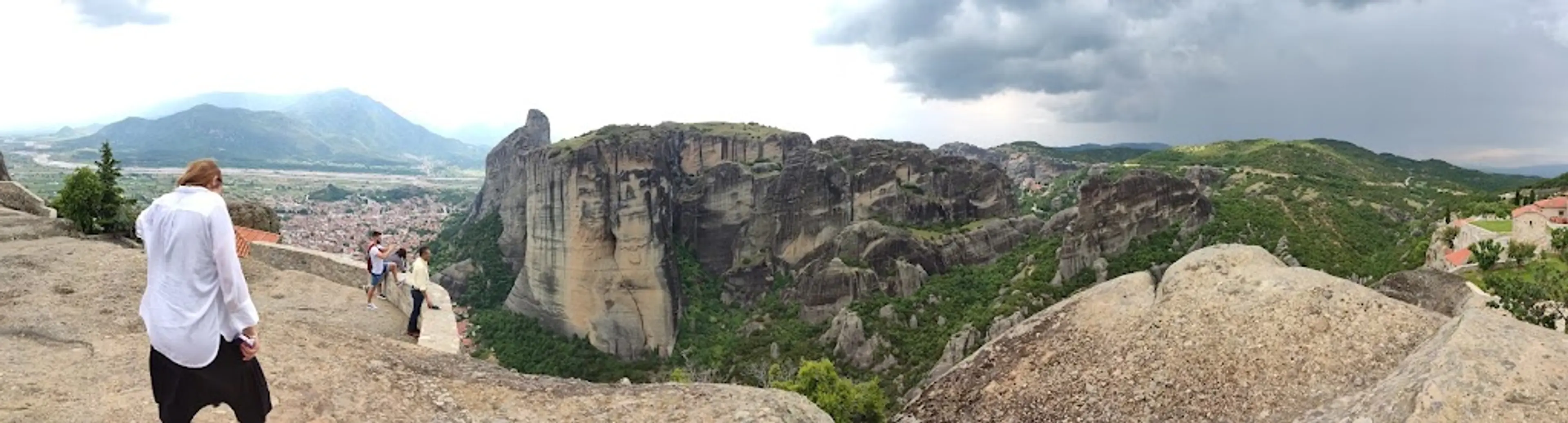 Hiking in Meteora