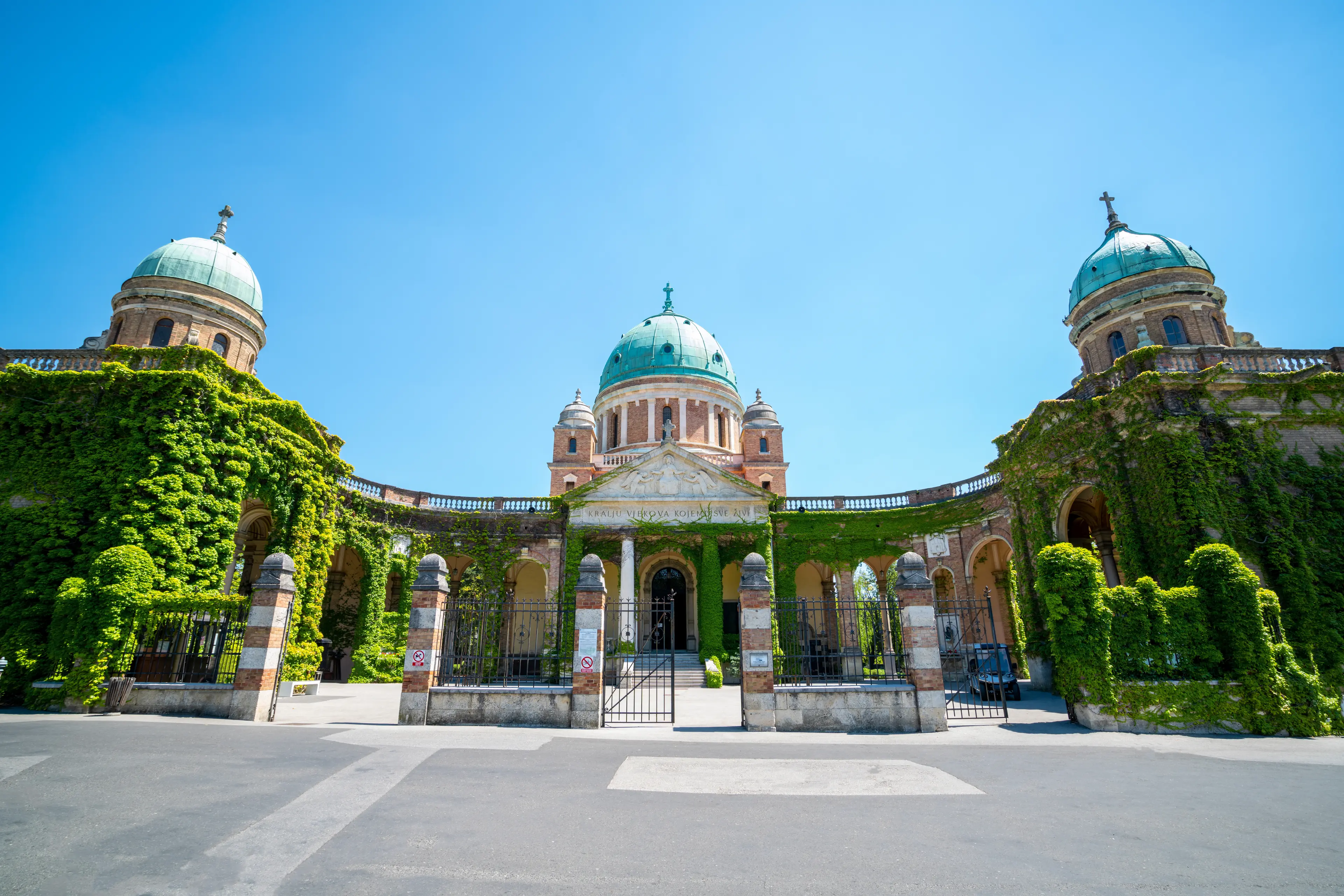 Mirogoj Cemetery