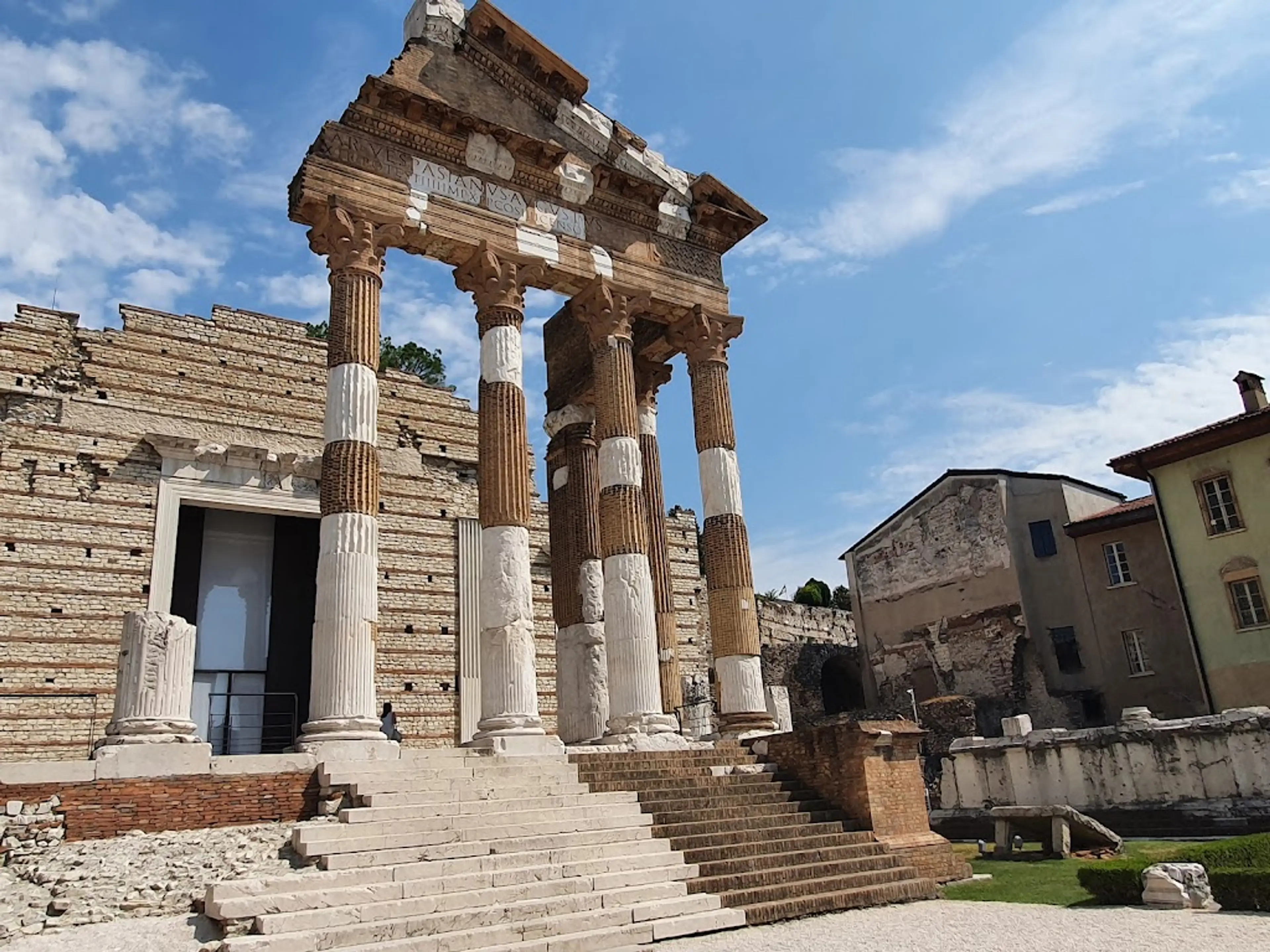 Roman Brixia: Tempio Capitolino and the Roman Theatre