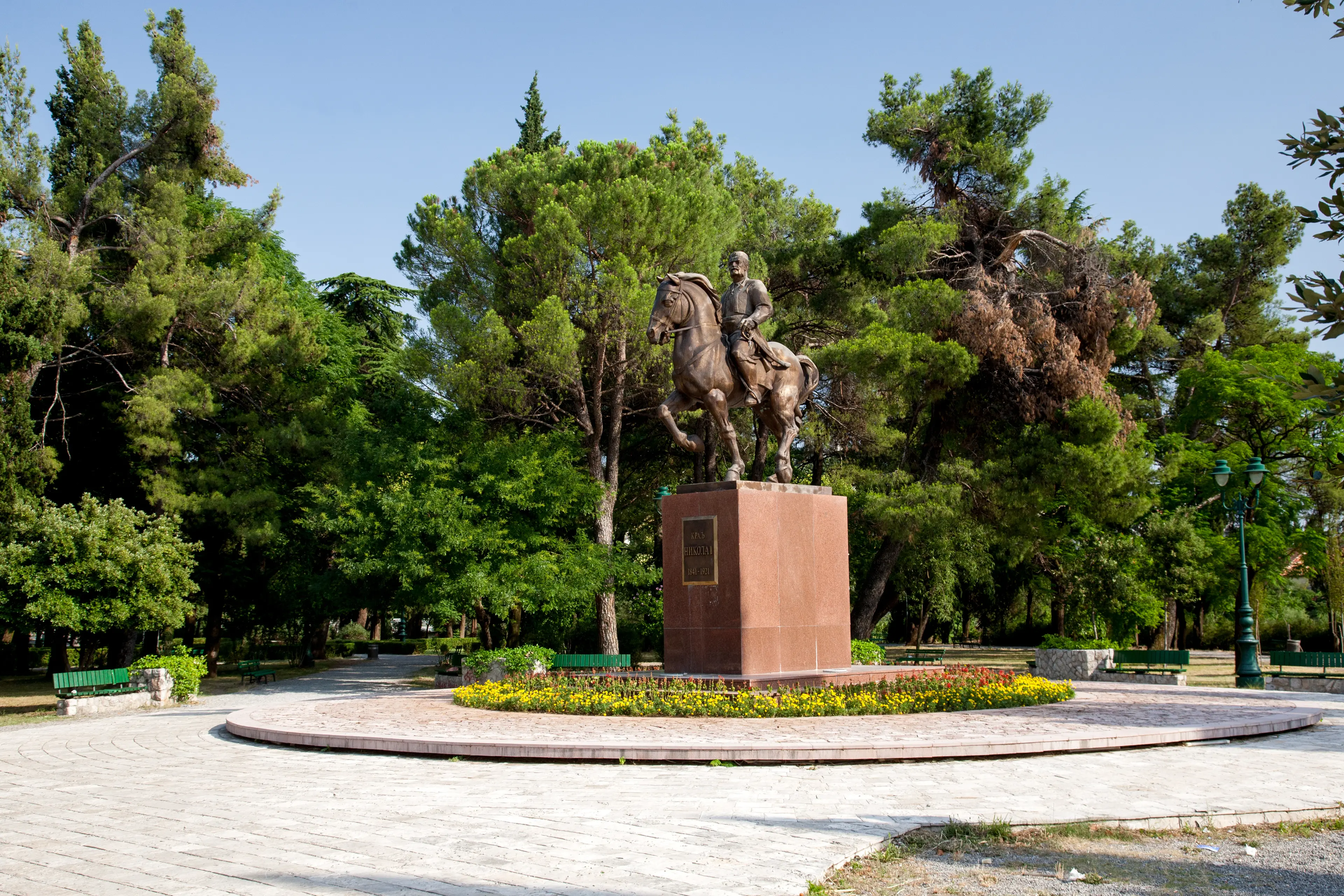 Monument to King Nikola