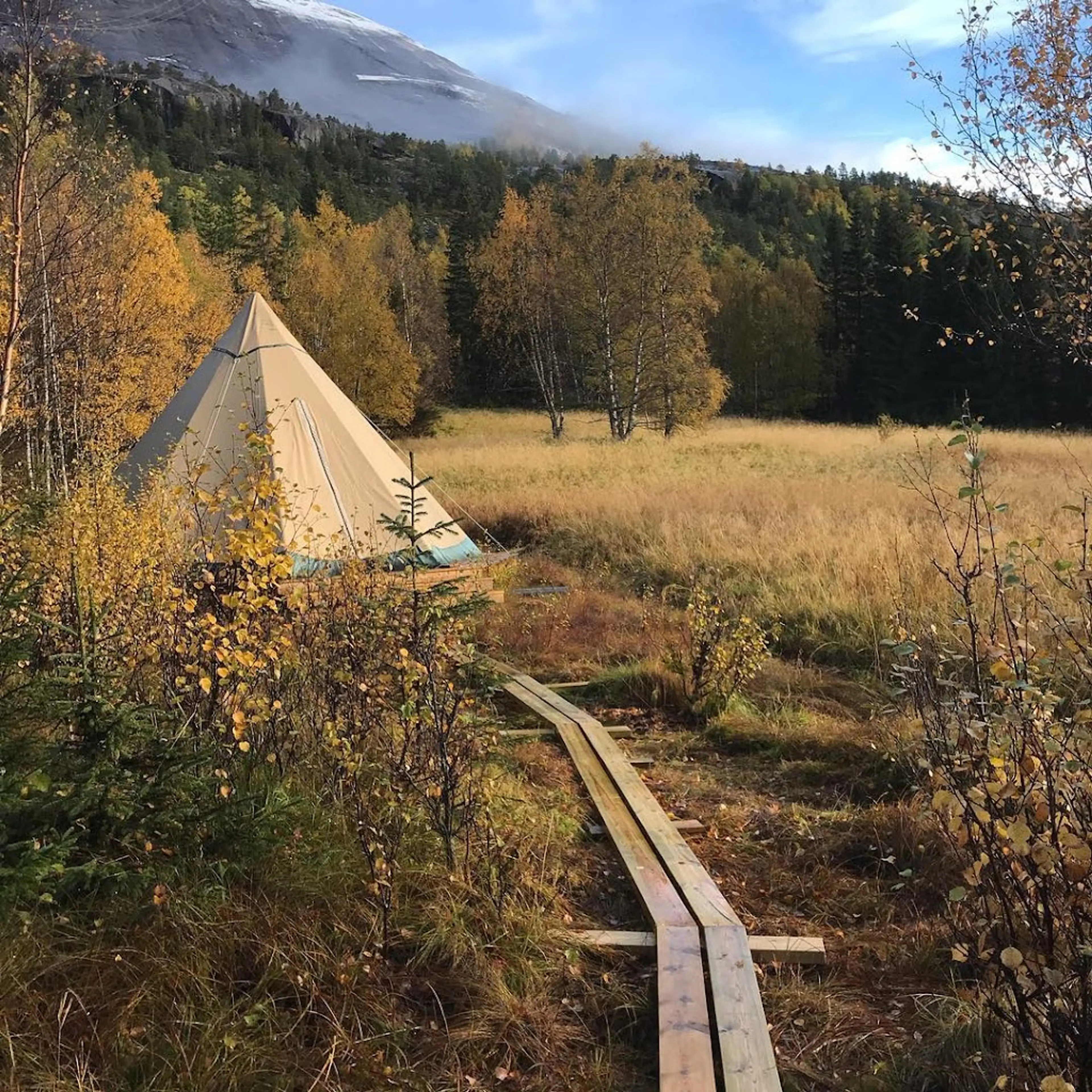 Sami Camp