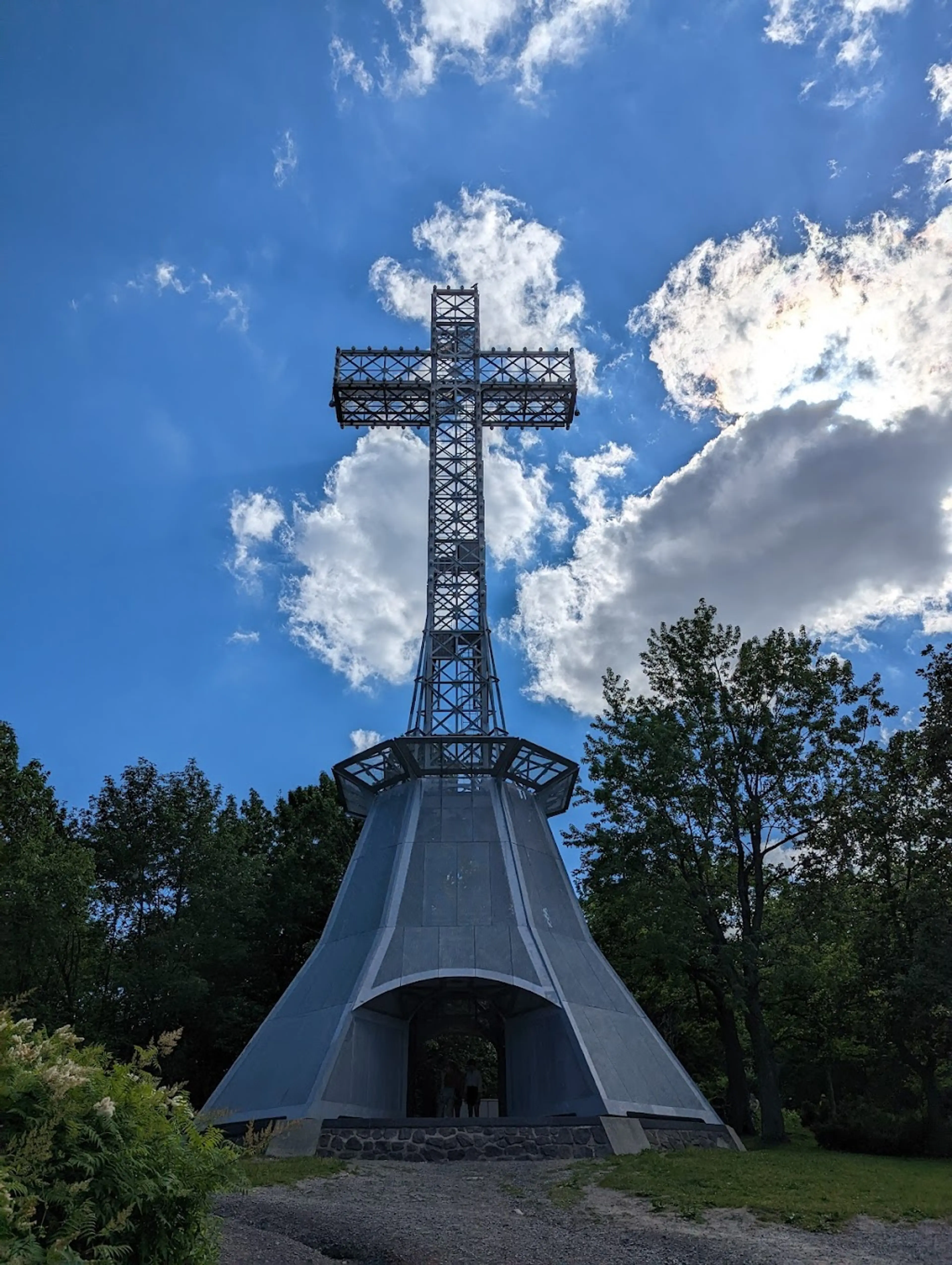 Mount Royal Cross