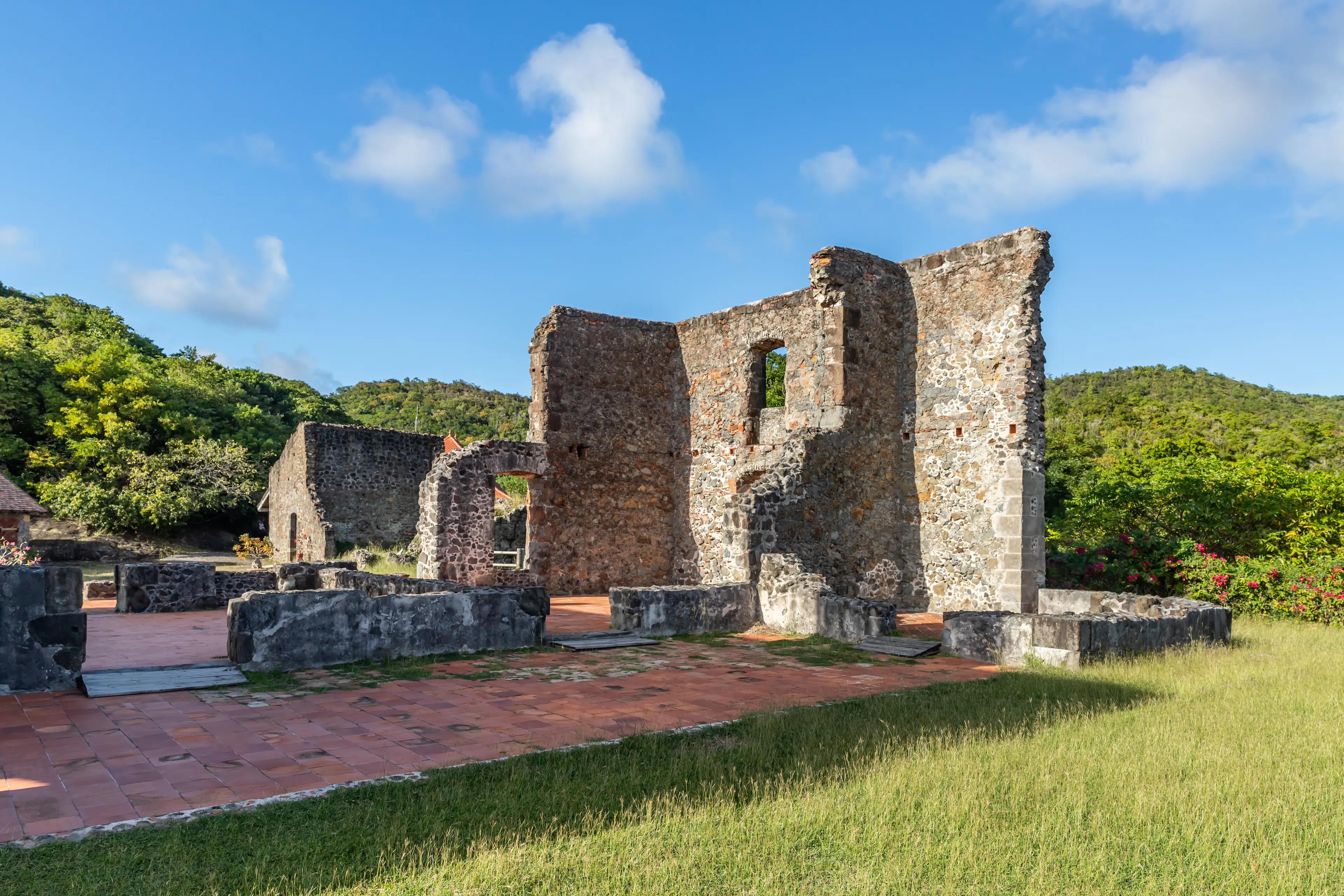 Château Dubuc ruins
