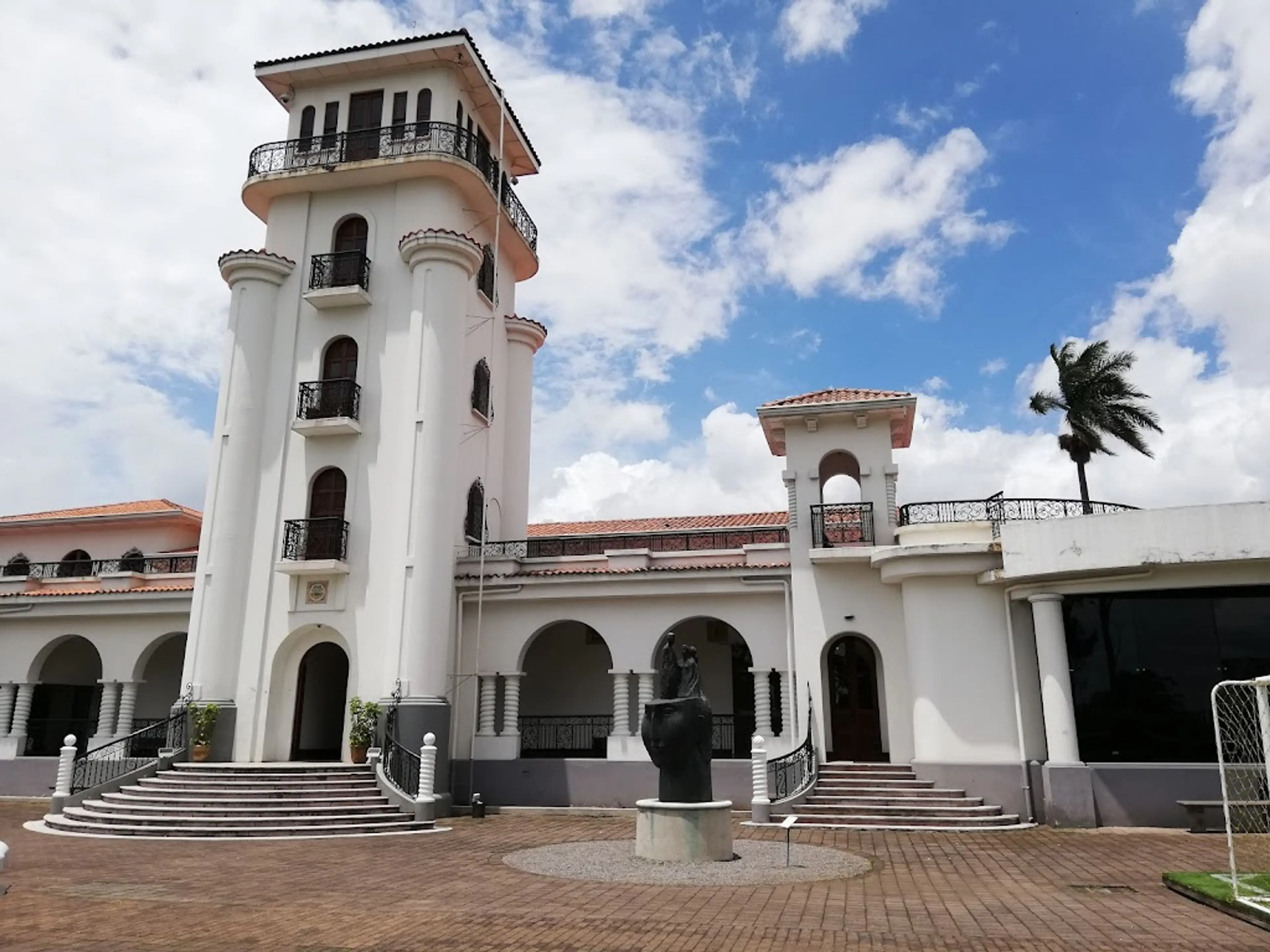 Costa Rican Art Museum