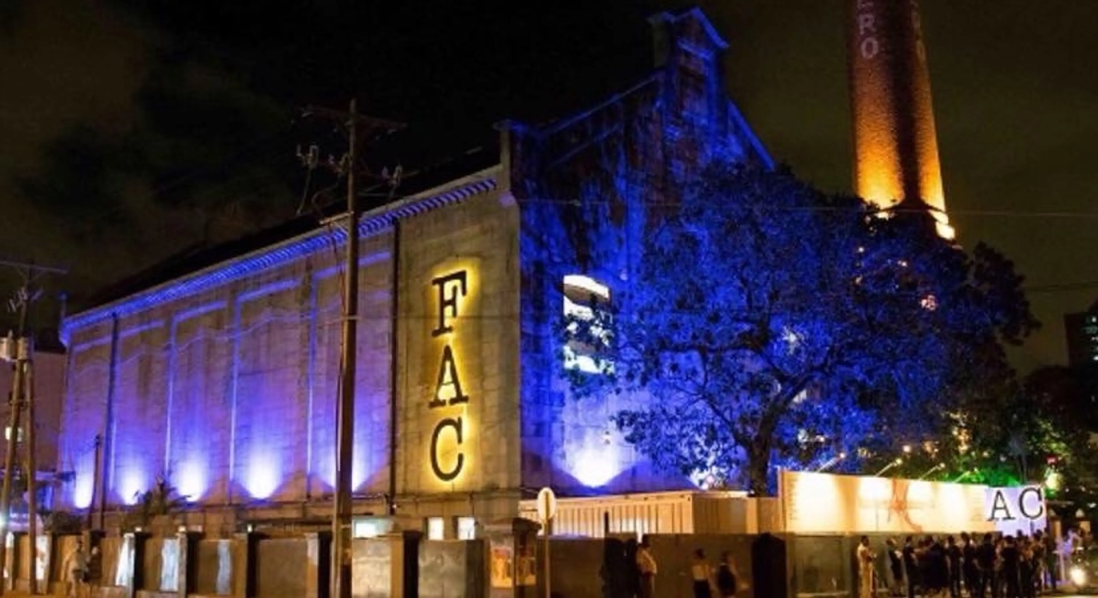 Fabrica de Arte Cubano