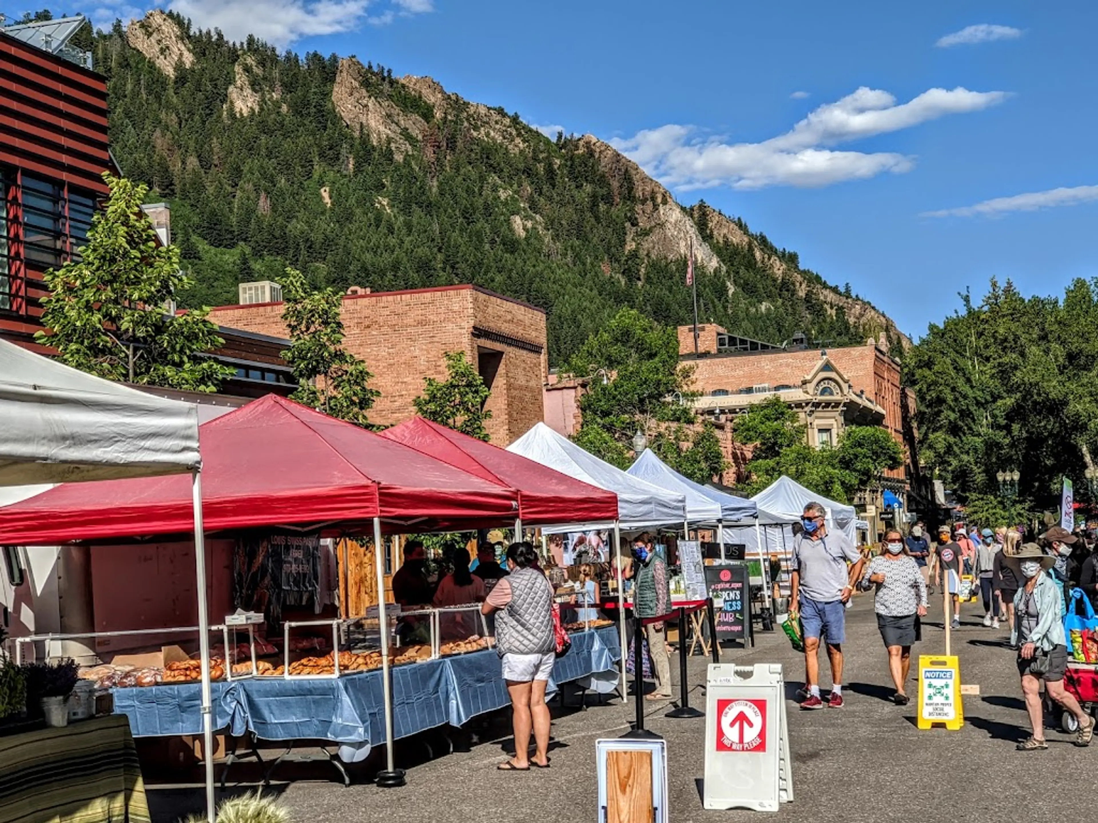Aspen Christmas Market