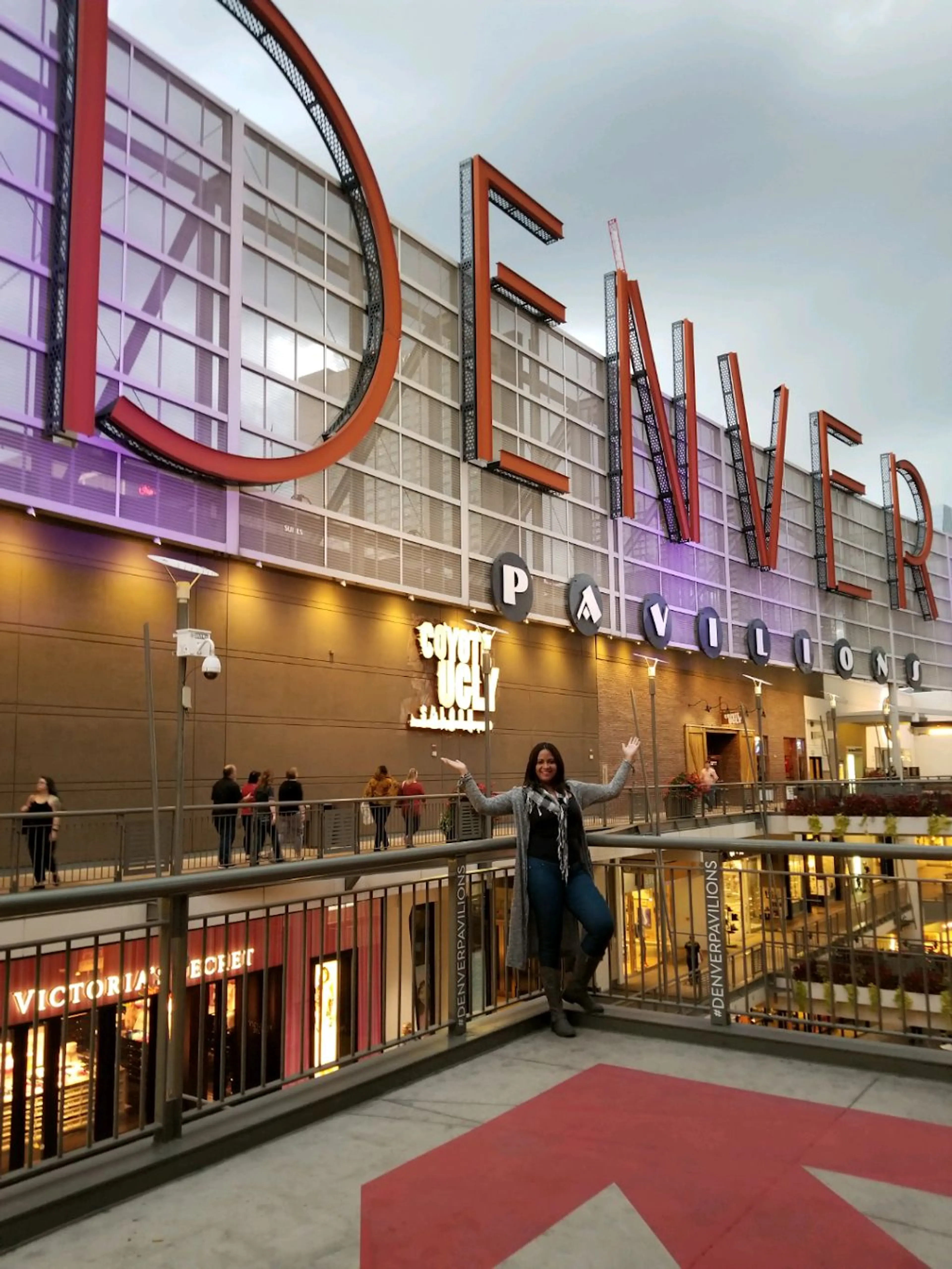 Denver Pavilions' Holiday Carousel