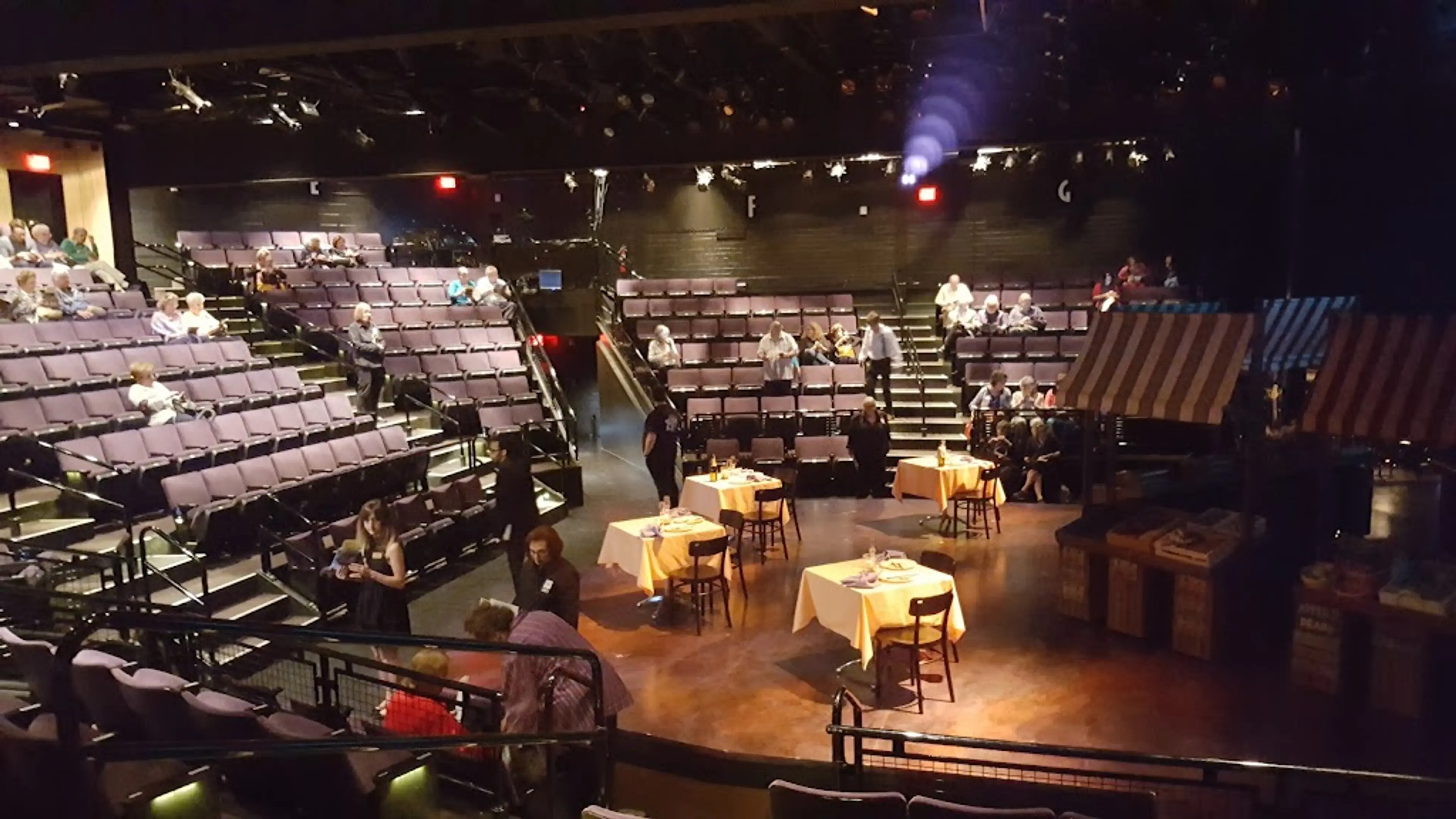 Long Wharf Theatre