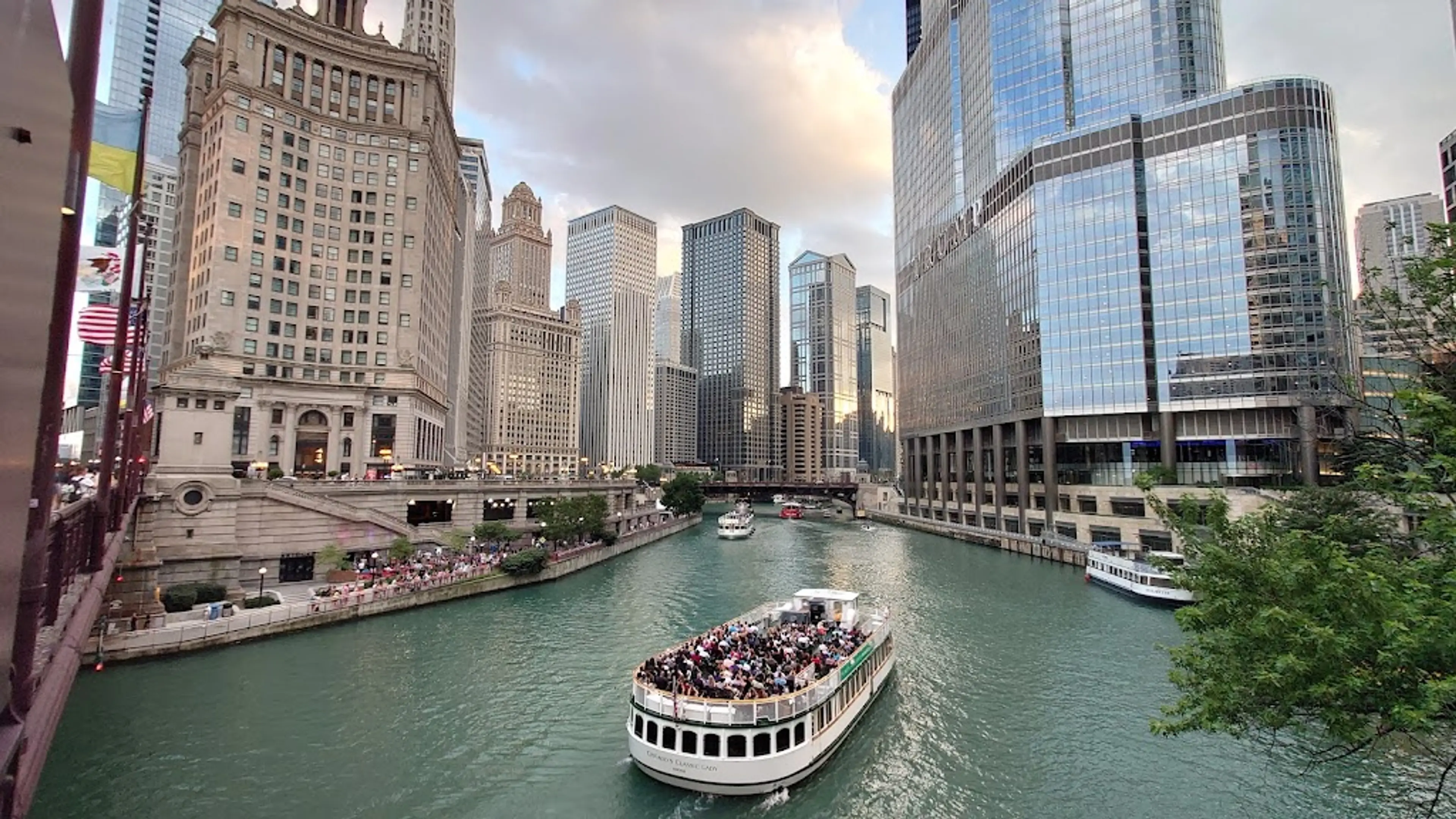 Magnificent Mile Lights Festival