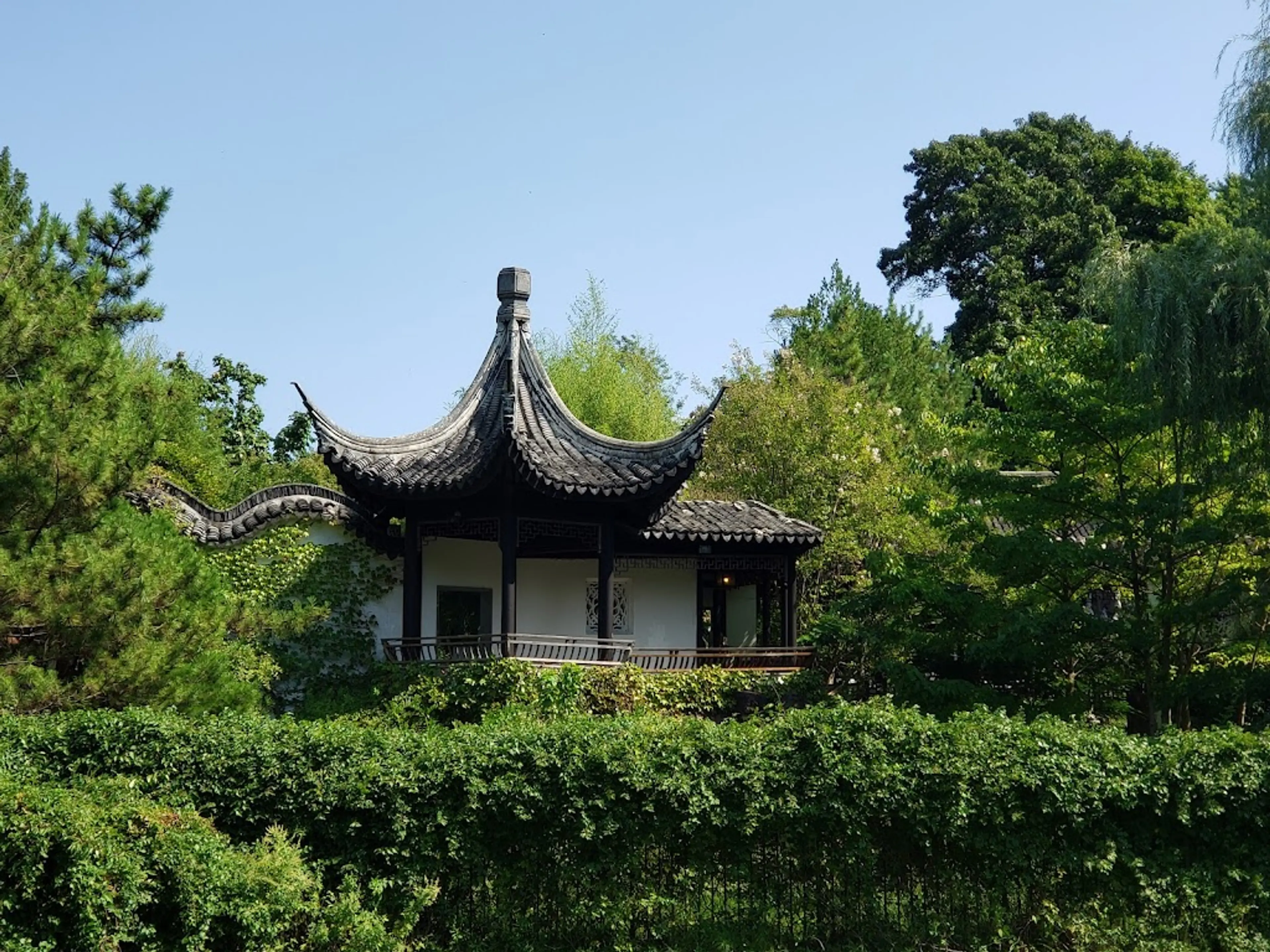 Snug Harbor Cultural Center and Botanical Garden