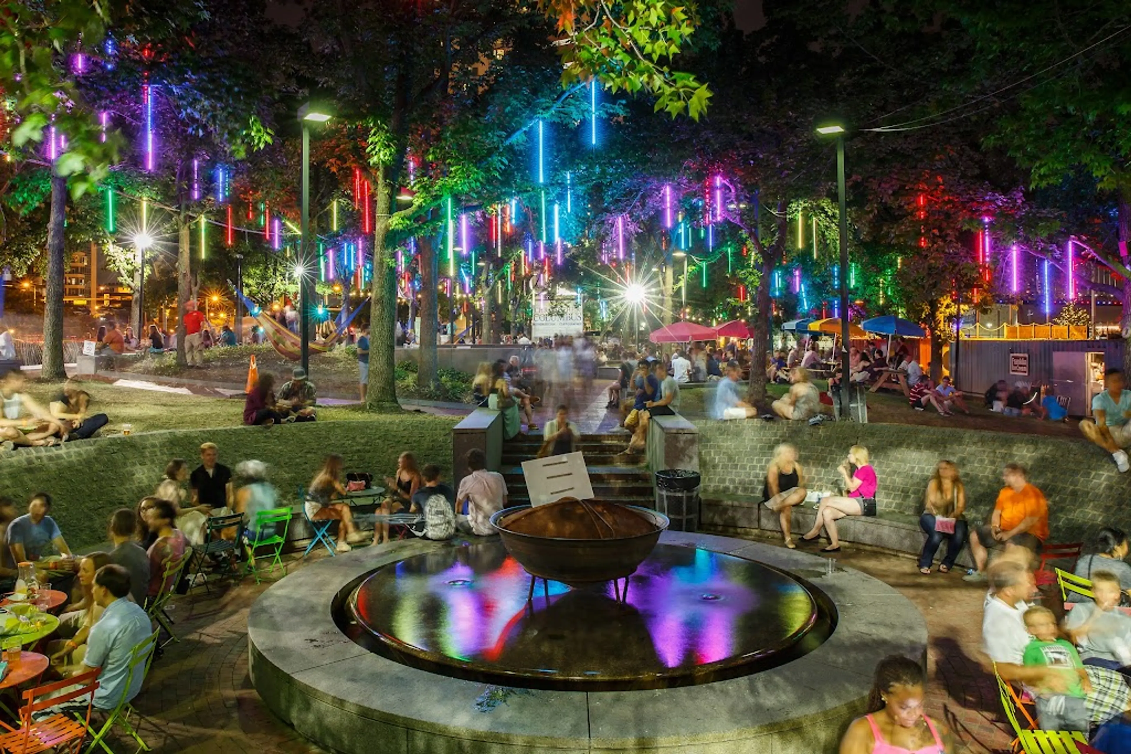 Spruce Street Harbor Park