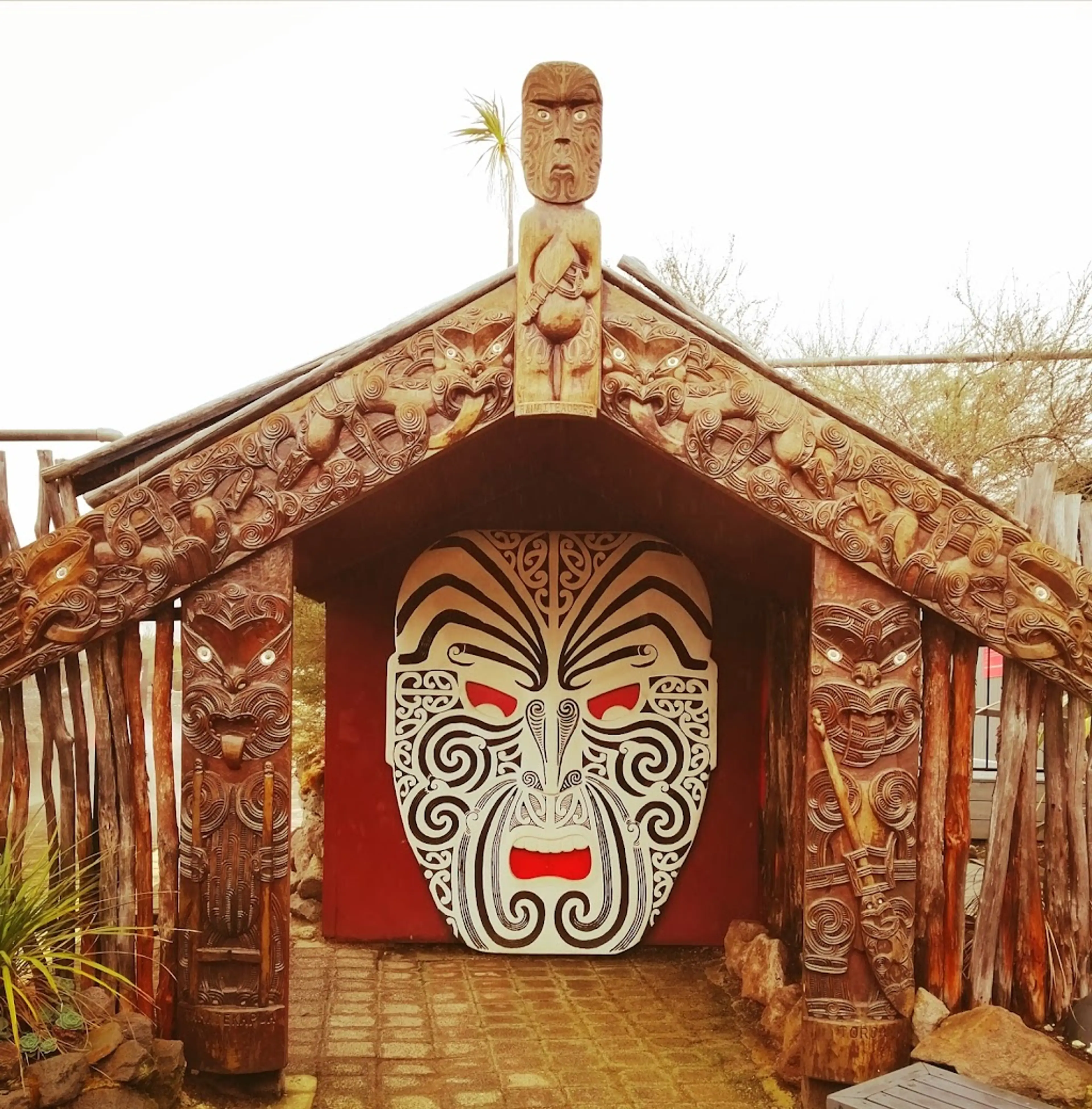 Maori Carving and Weaving Schools at Te Puia