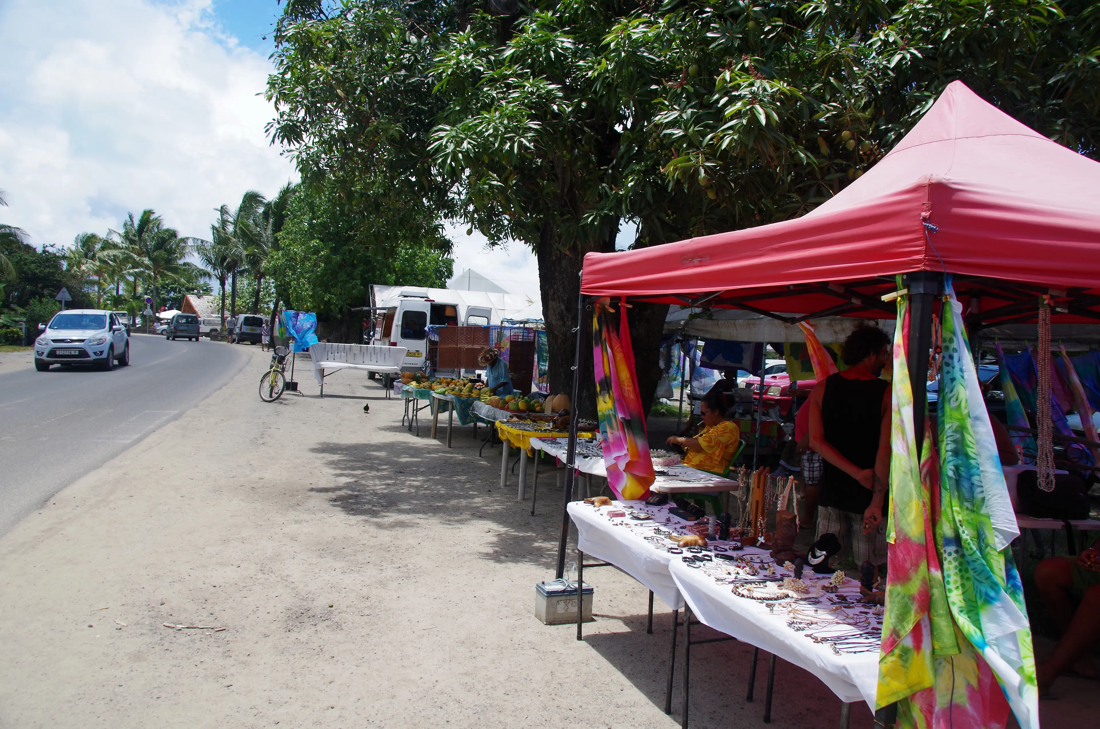 Vaitape Market