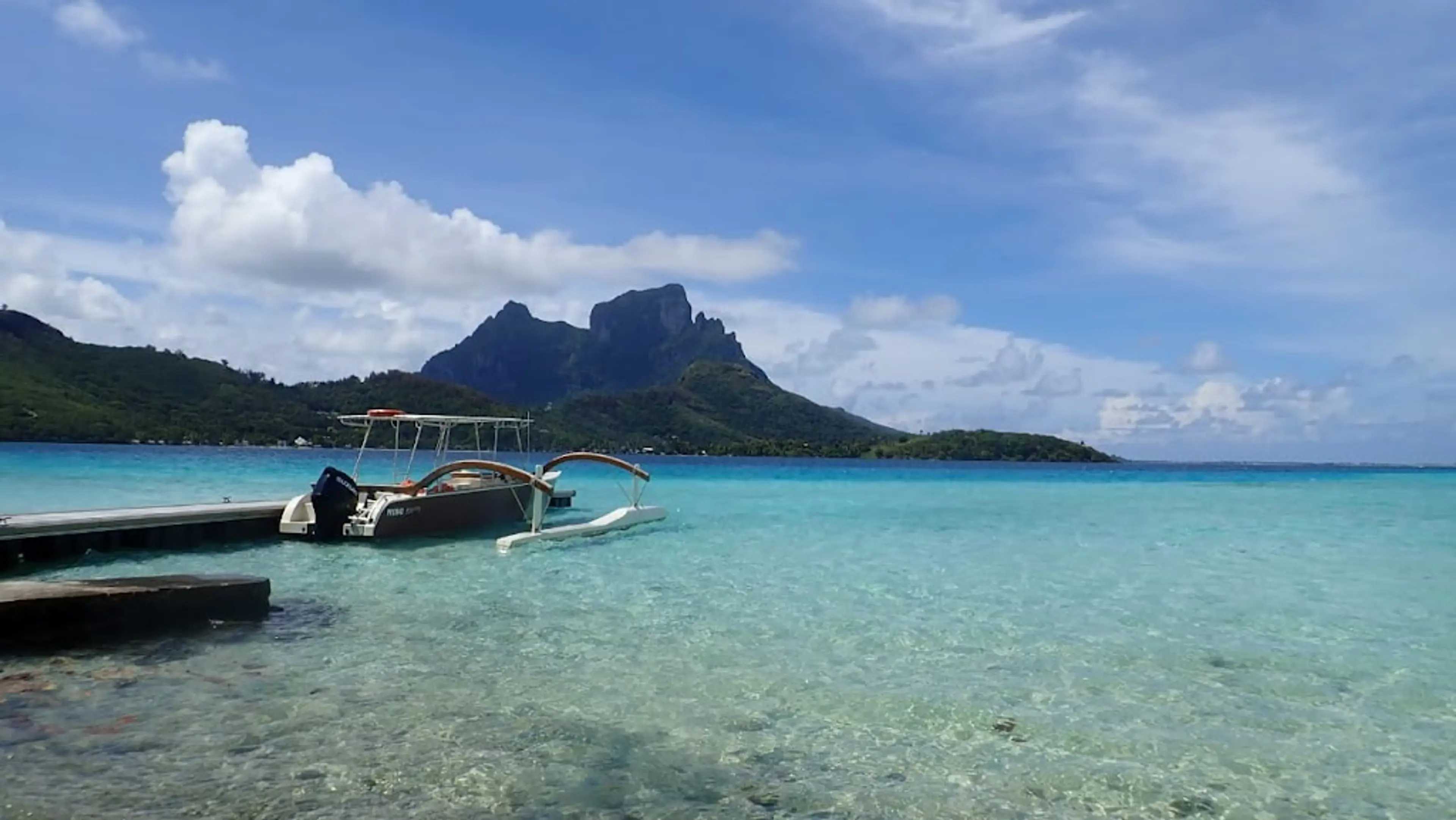 Guided tour of the island