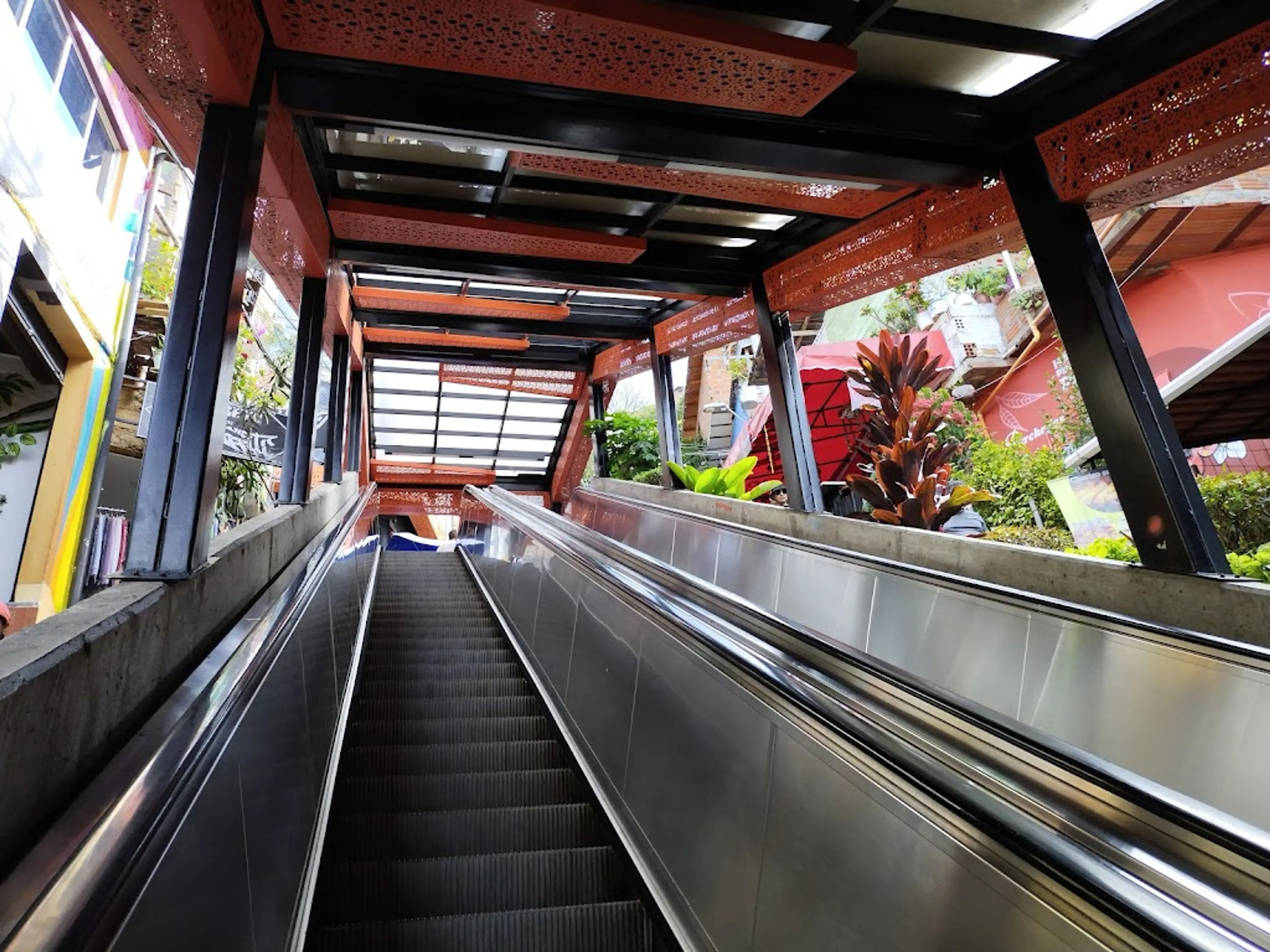 Outdoor Escalators