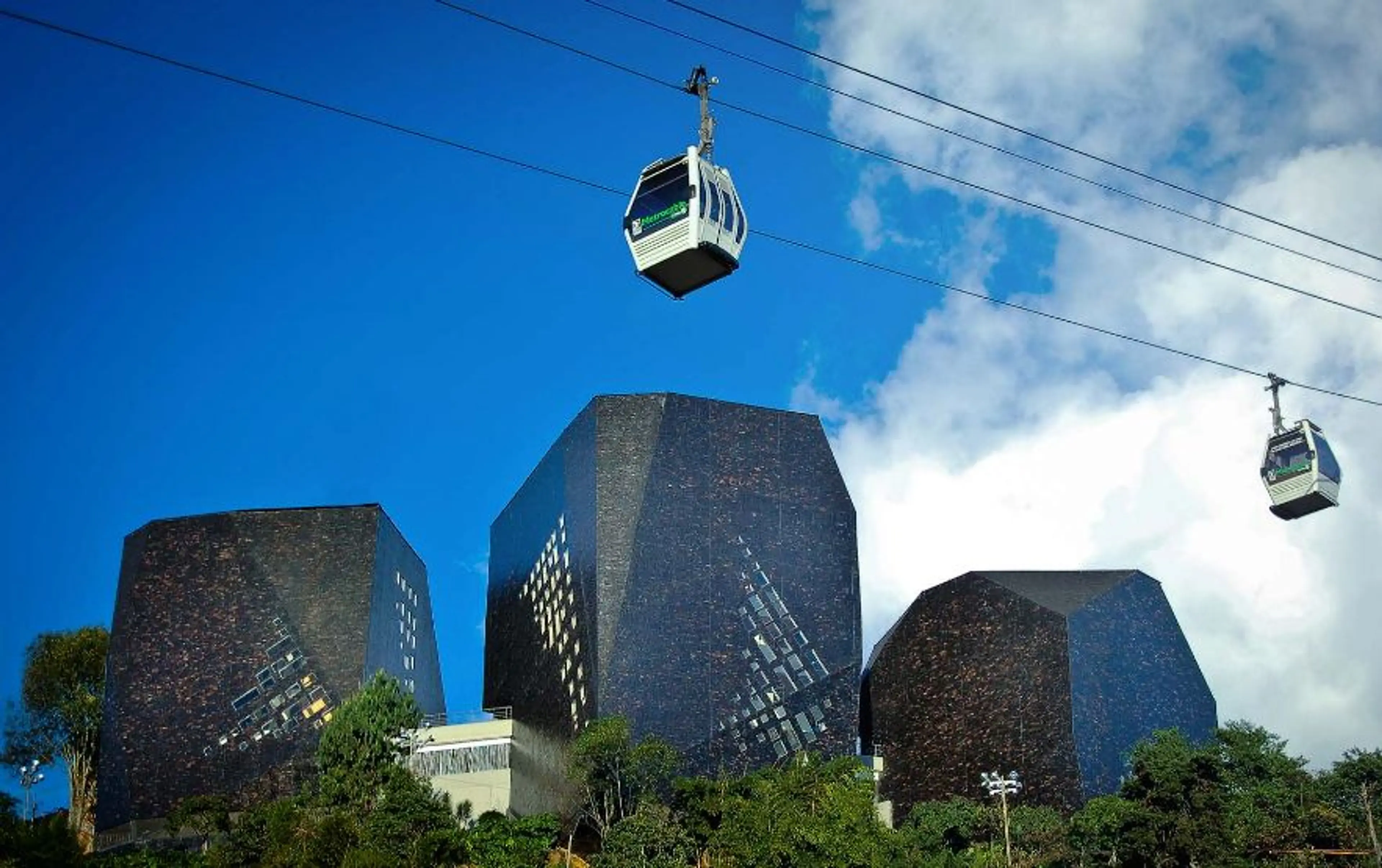 Parque Biblioteca España