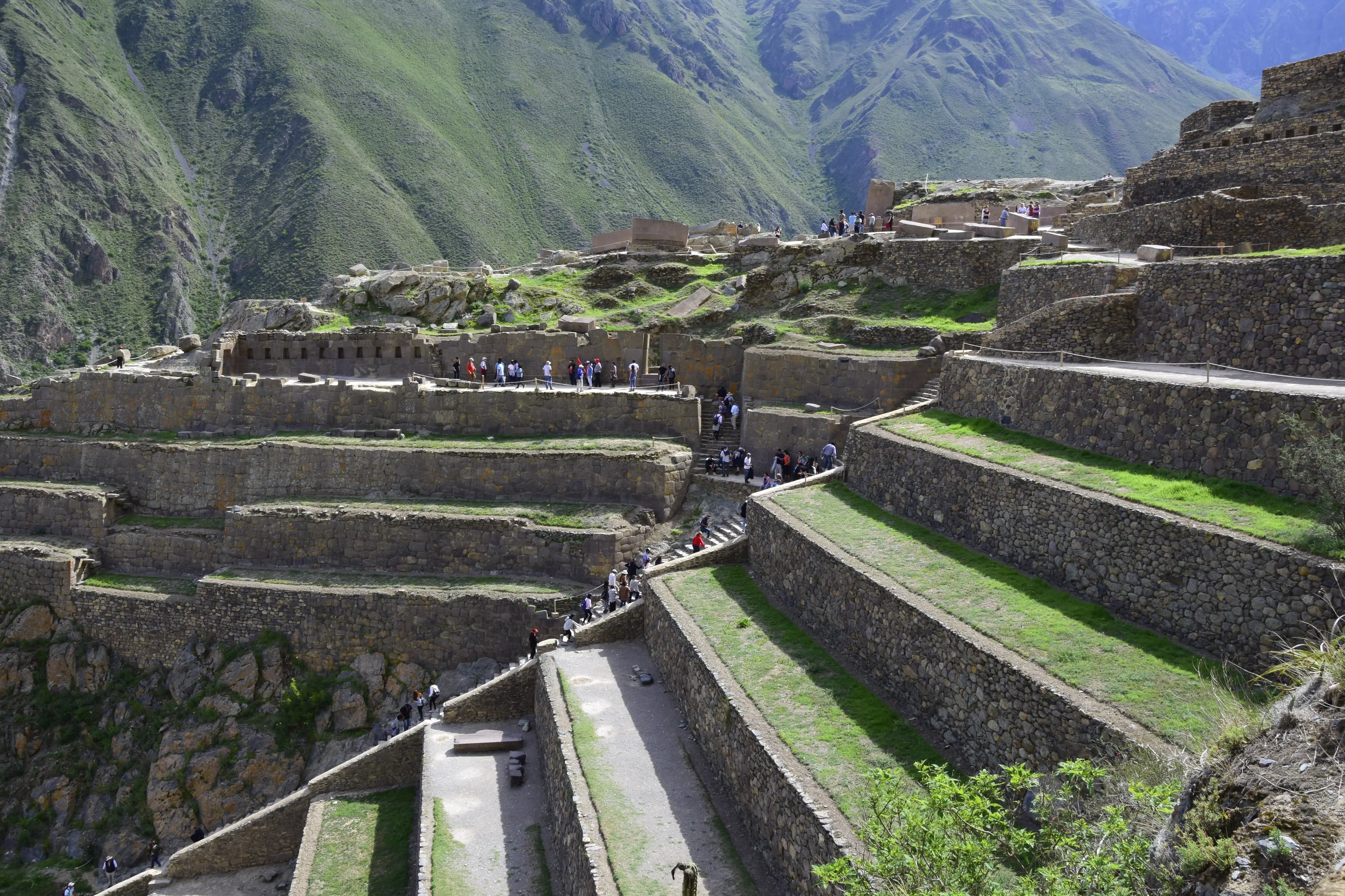 Ollantaytambo ruins