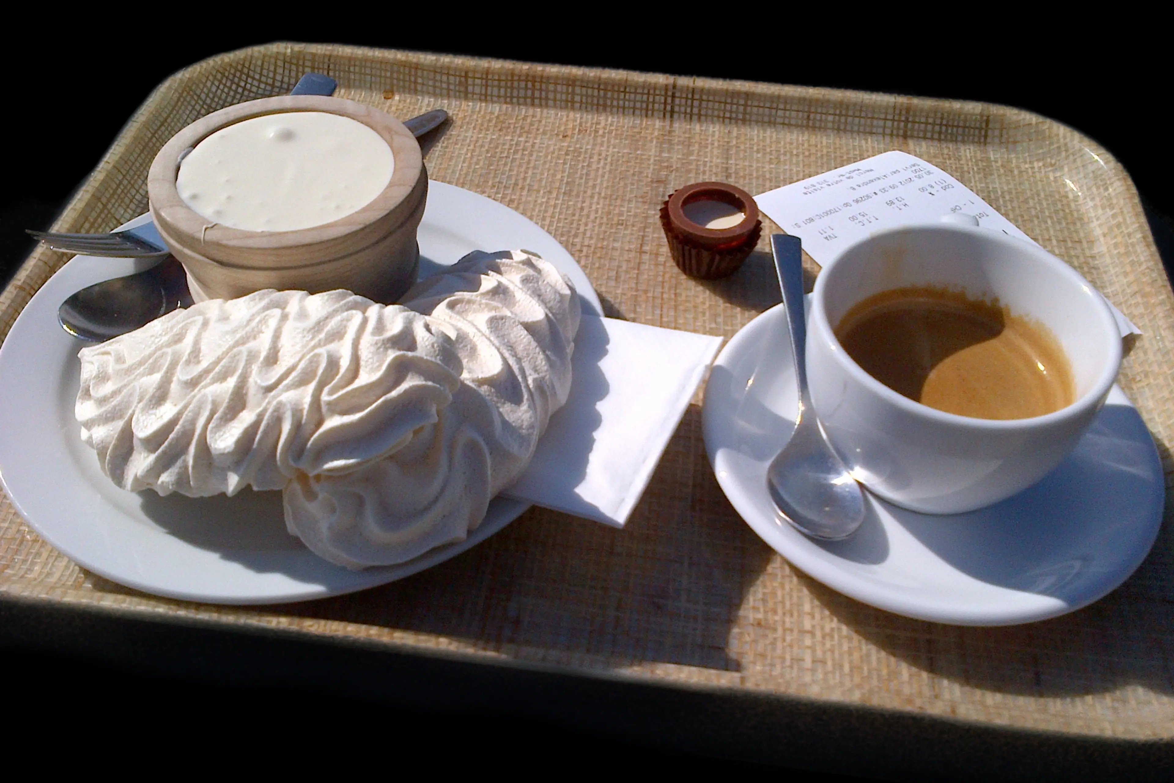 Gruyères Meringue