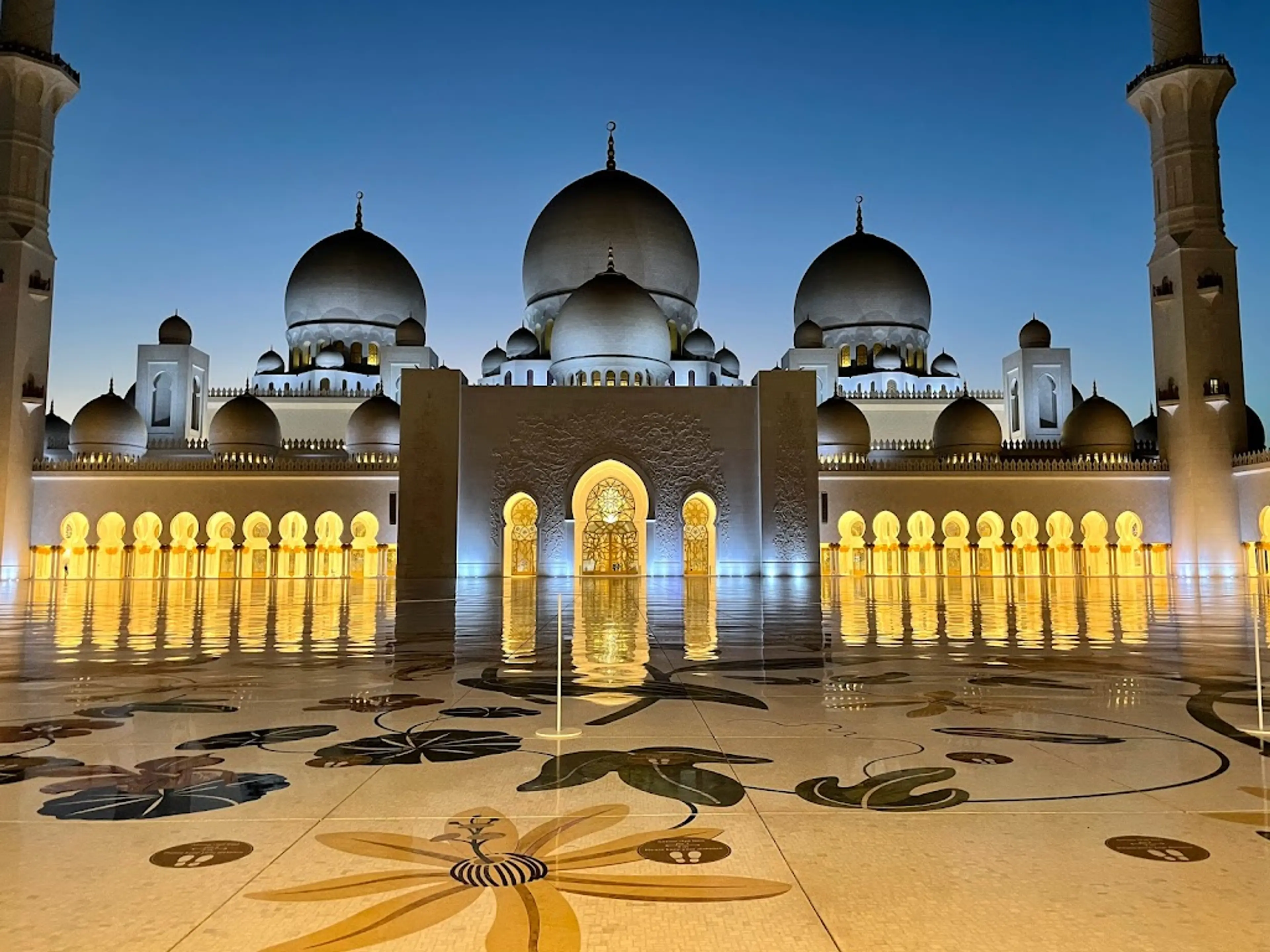 Abu Dhabi Grand Mosque